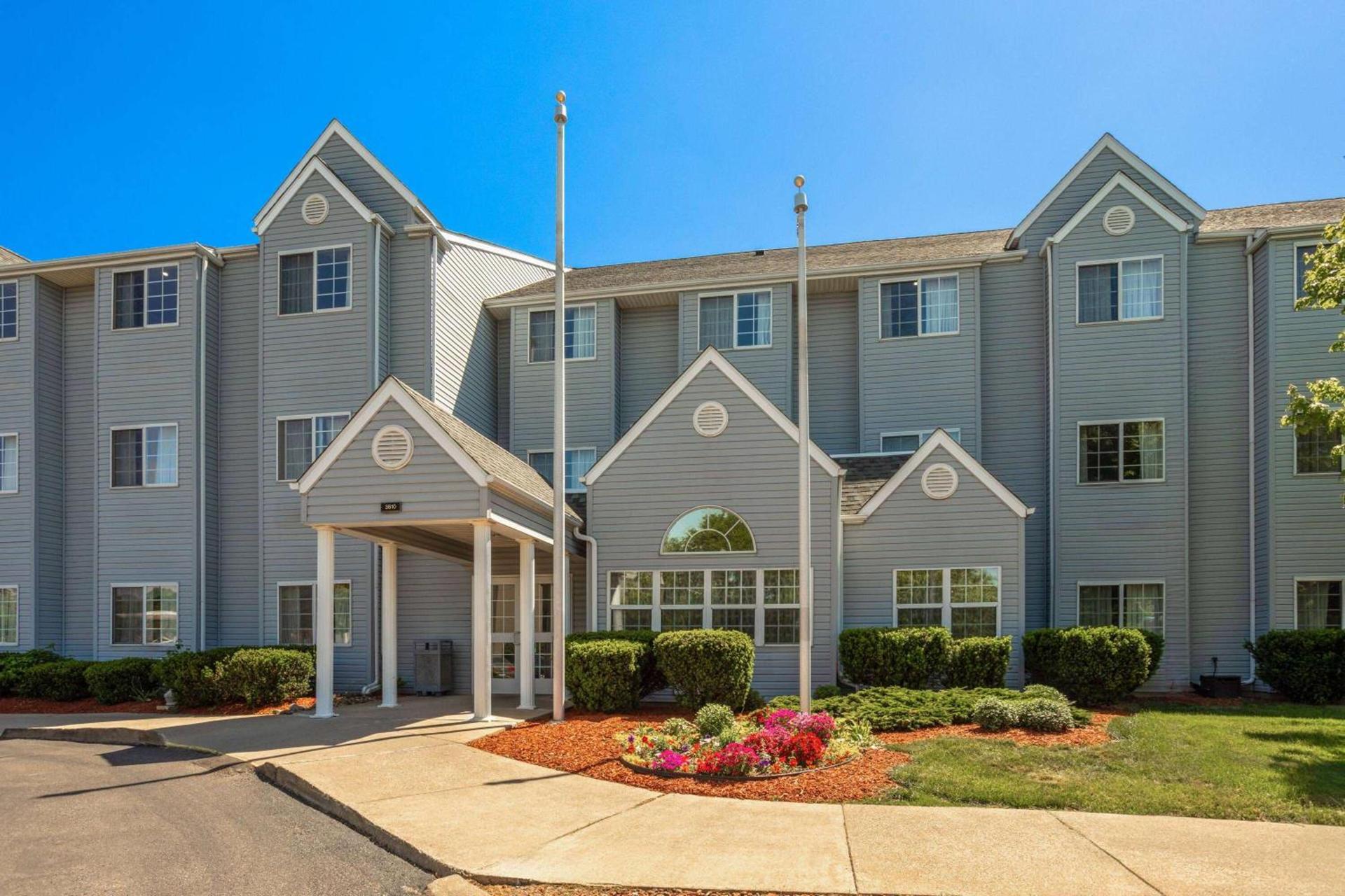 Microtel Inn & Suites by Wyndham Ann Arbor — hotel in Ann Arbor