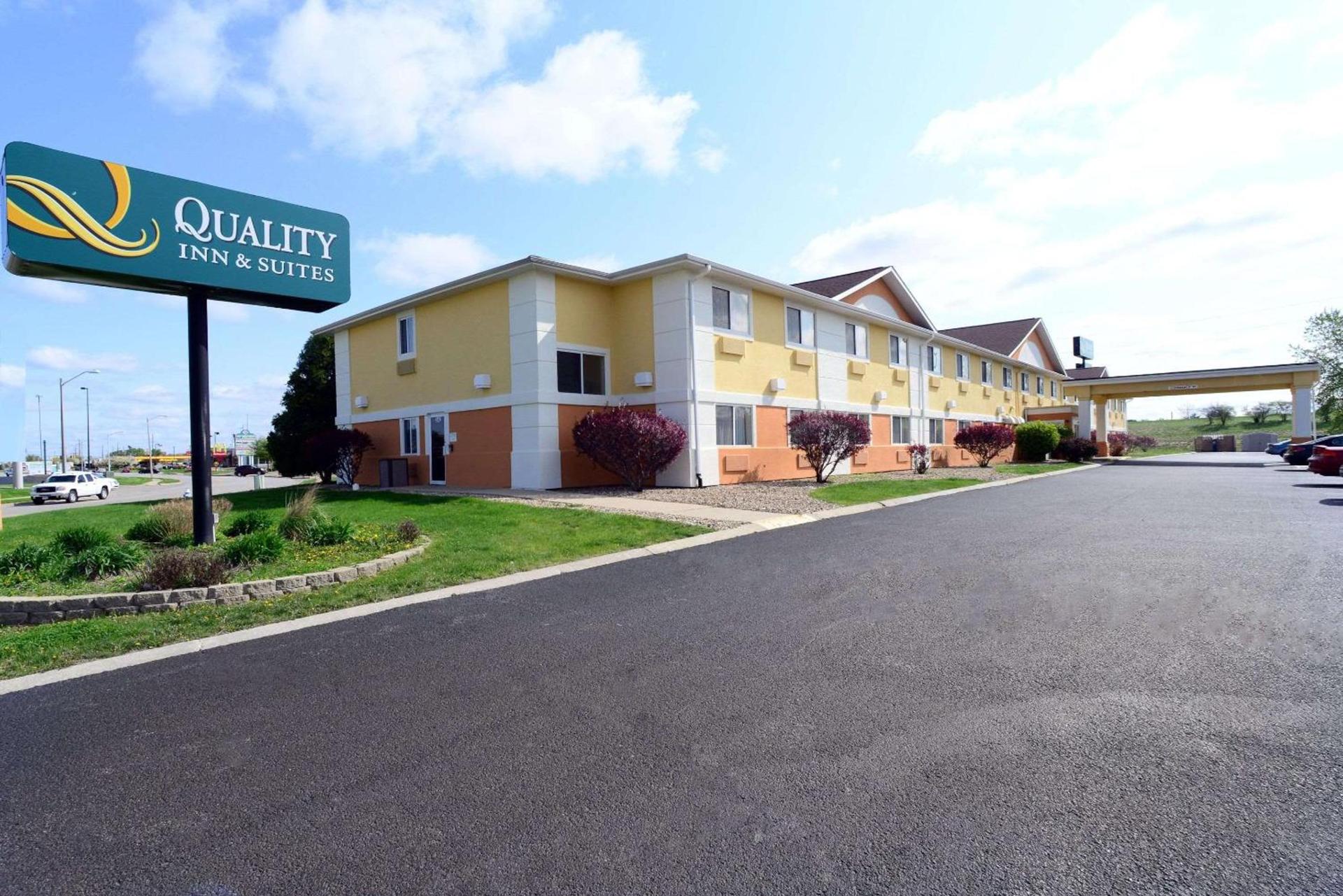 Quality Inn & Suites Springfield Southwest near I-72 — hotel in Springfield