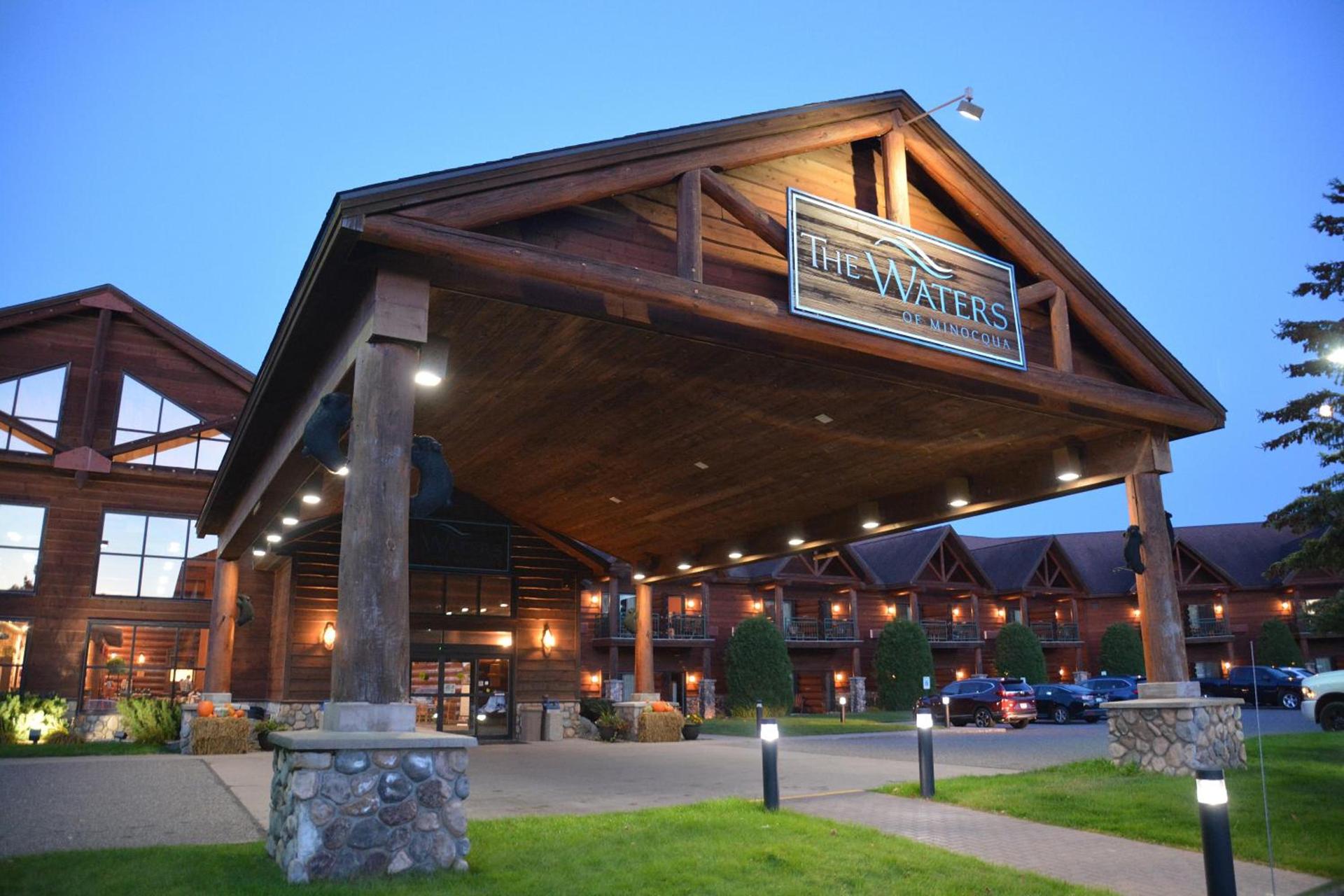 The Waters of Minocqua — hotel in Minocqua