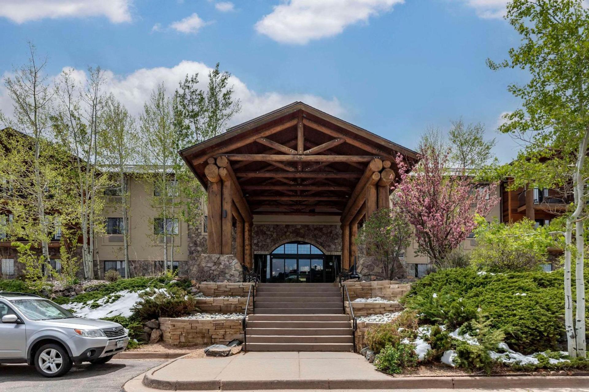 Comfort Suites Golden West on Evergreen Parkway — hotel in Evergreen