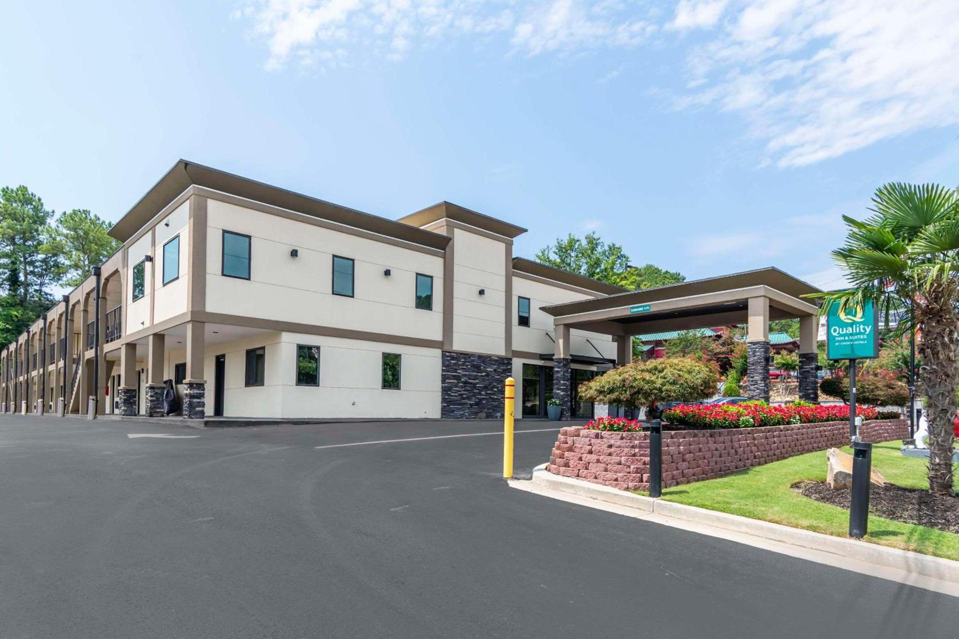 Quality Inn & Suites Athens University Area — hotel in Athens