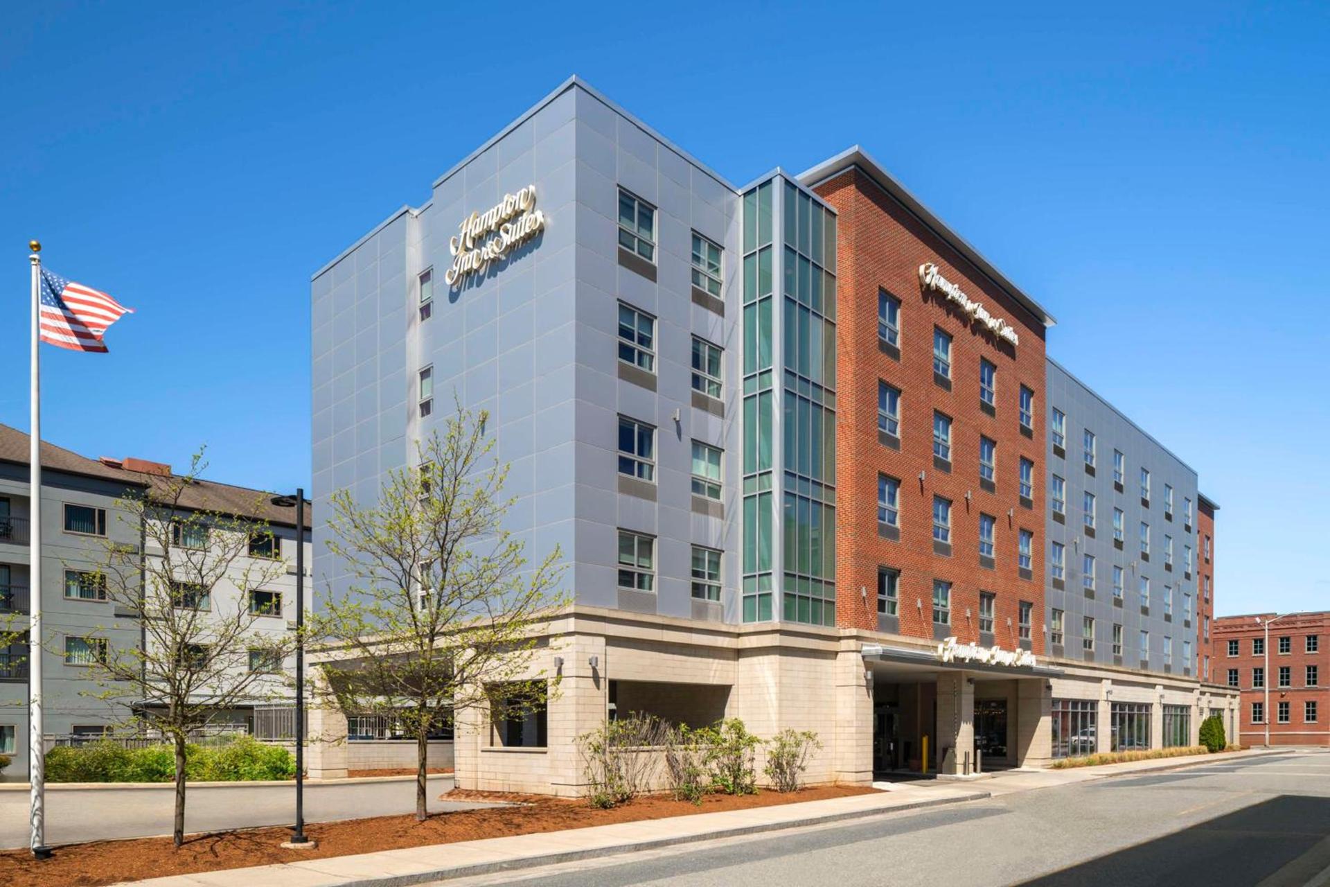 Hampton Inn & Suites-Worcester, MA — hotel in Worcester
