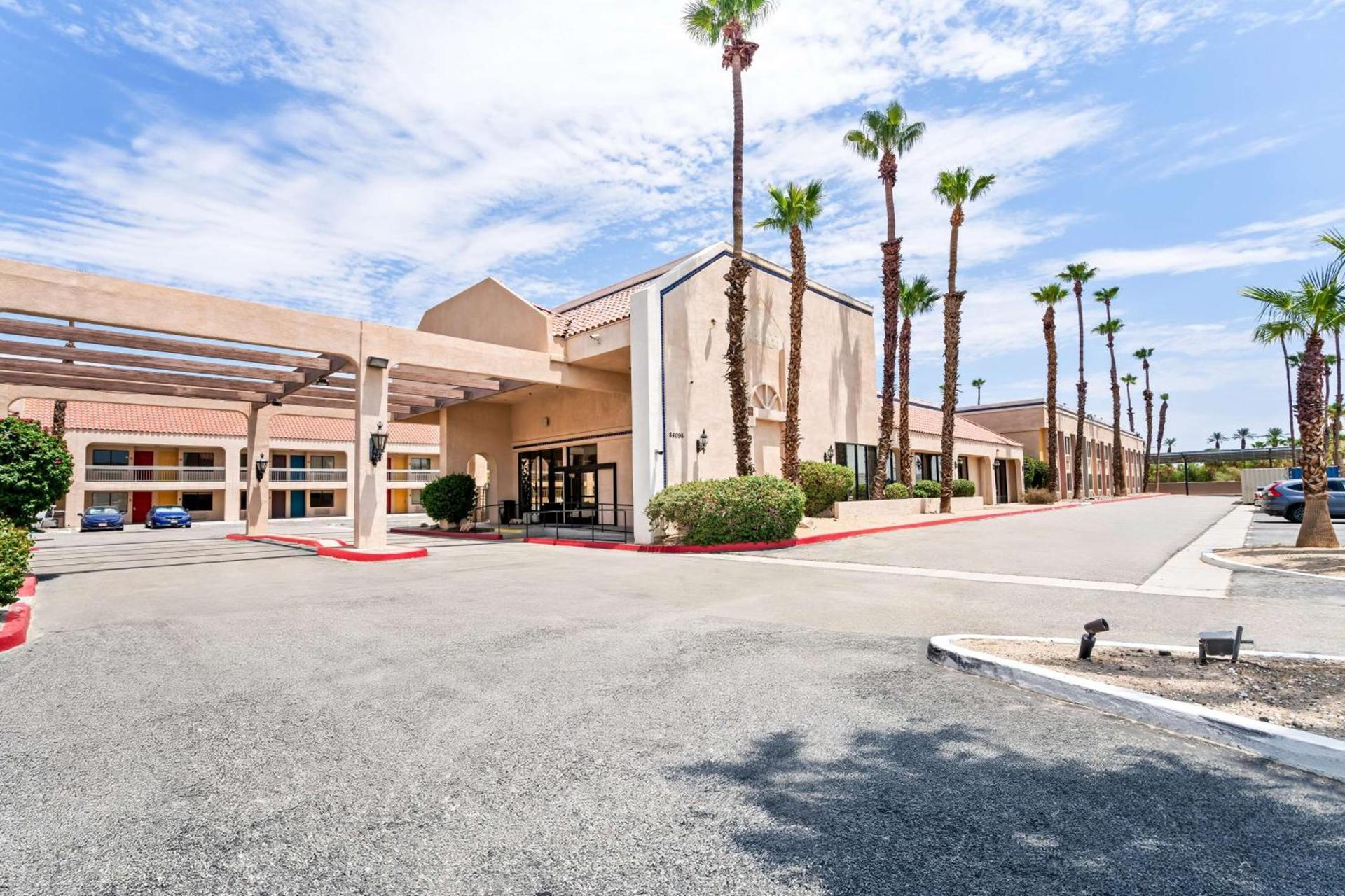 Signature Indio I-10 Coachella Valley by Sonesta — hotel in Indio