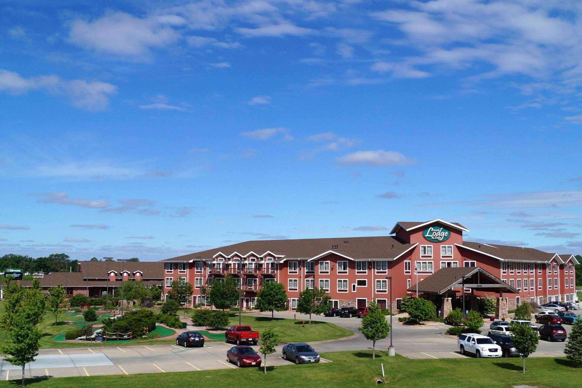 Norfolk Lodge & Suites, an Ascend Collection Hotel — hotel in Norfolk
