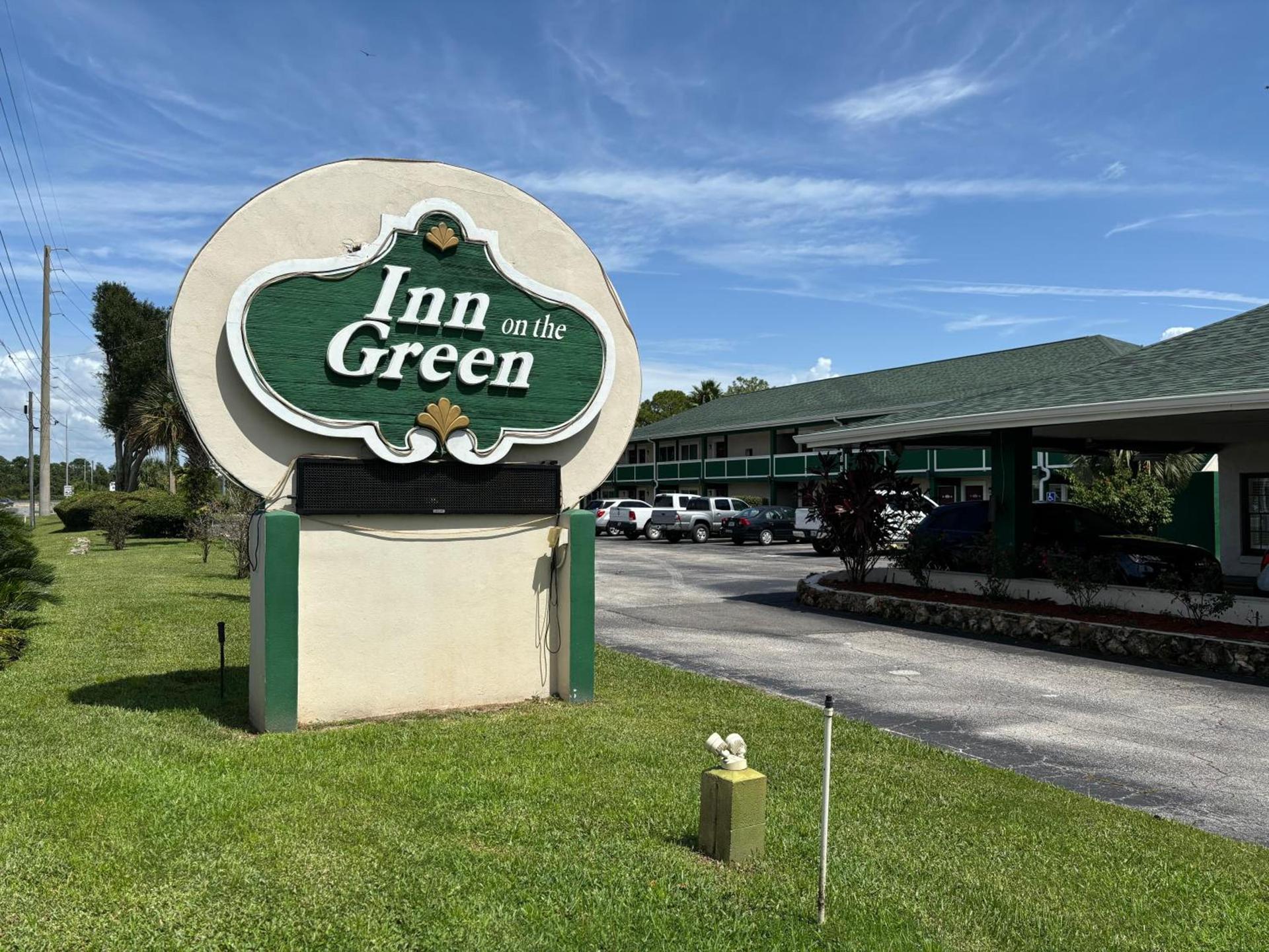 Inn On The Green Florida — hotel in Tavares
