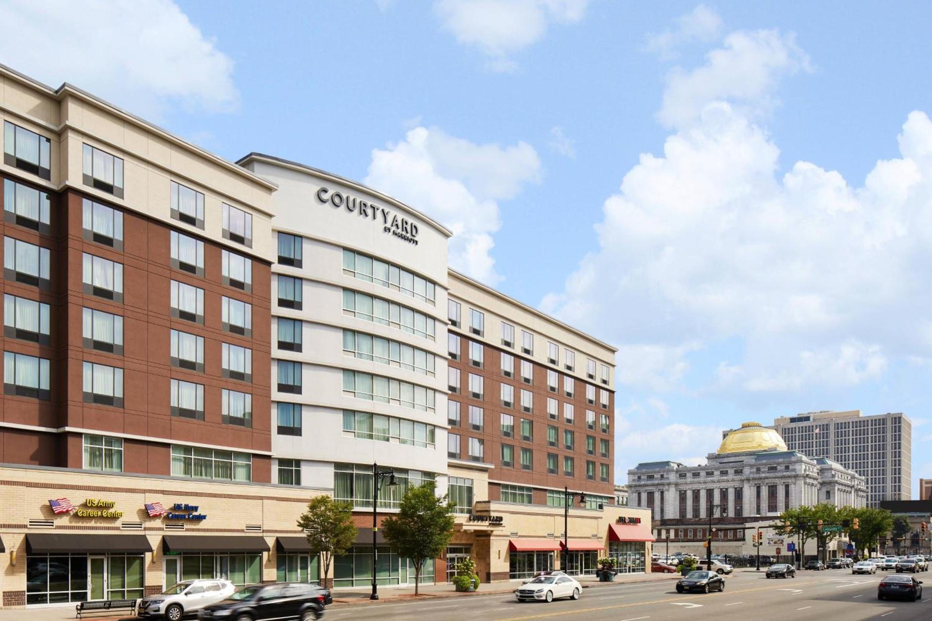 Courtyard by Marriott Newark Downtown — hotel in Newark