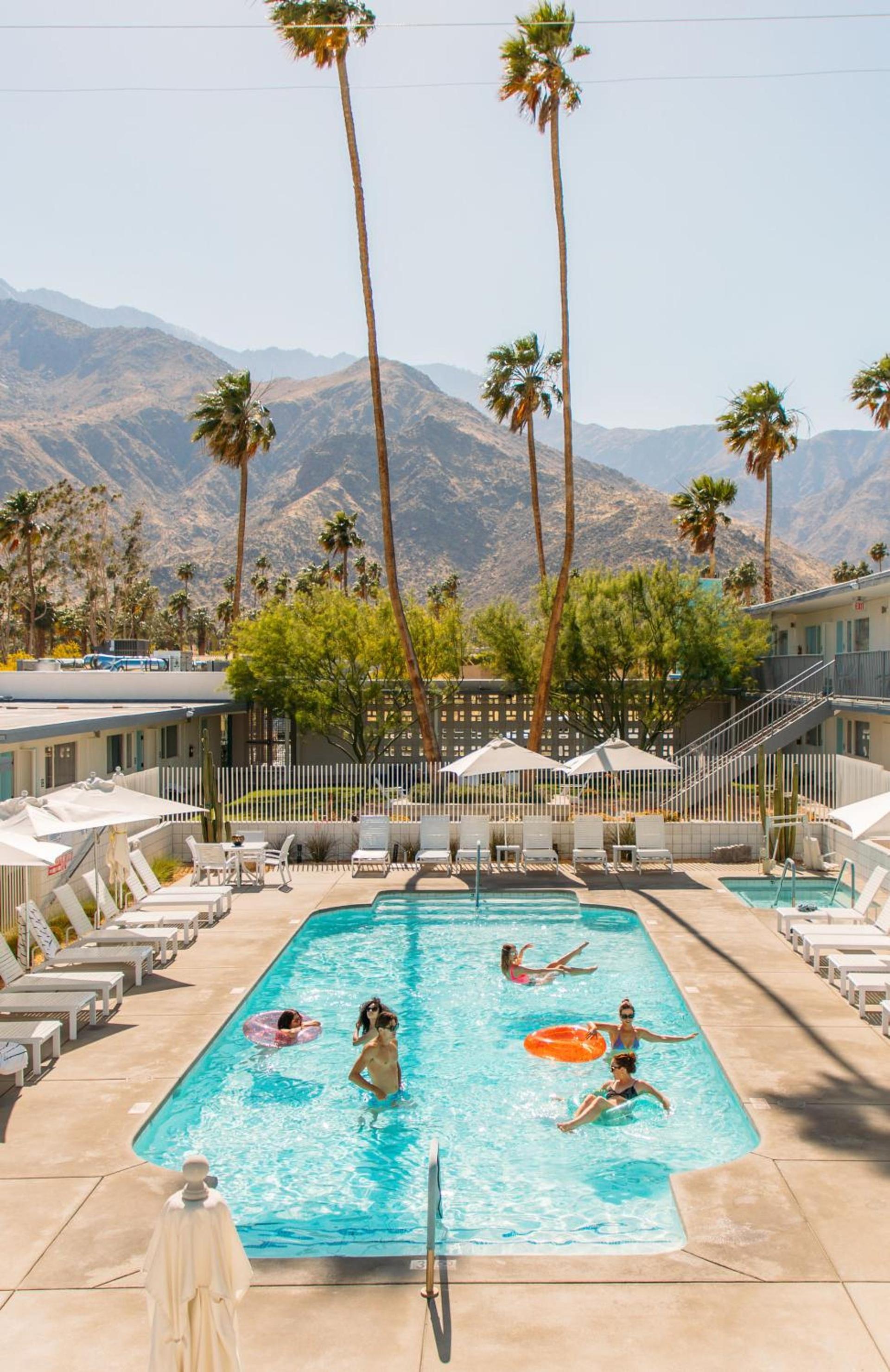 The Skylark, a Palm Springs Hotel — hotel in Palm Springs