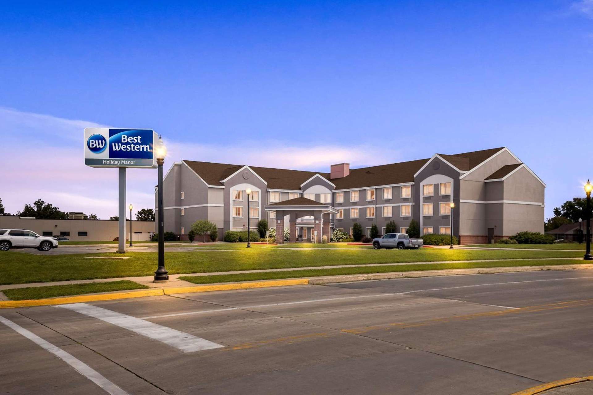 Best Western Holiday Manor