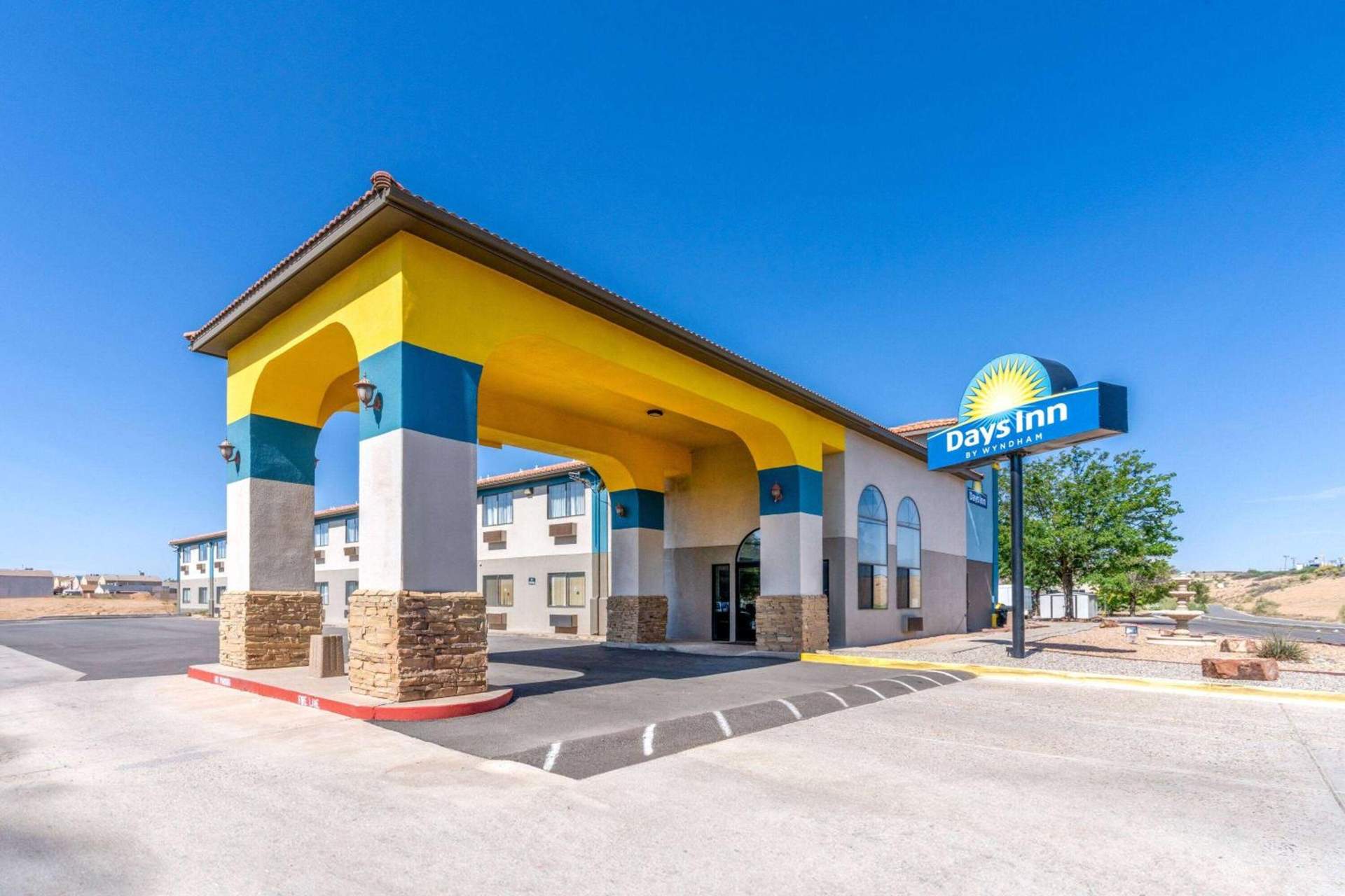 Days Inn by Wyndham Los Lunas