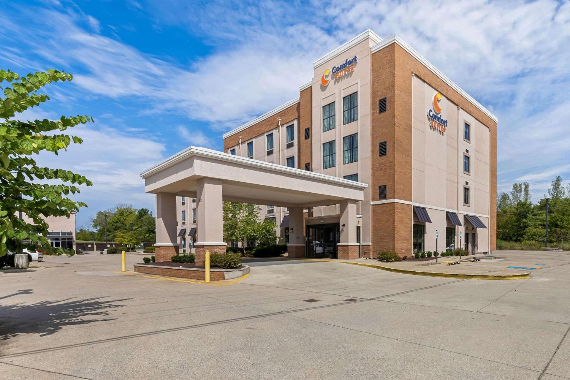 Comfort Suites Columbia I-65 — hotel in Columbia