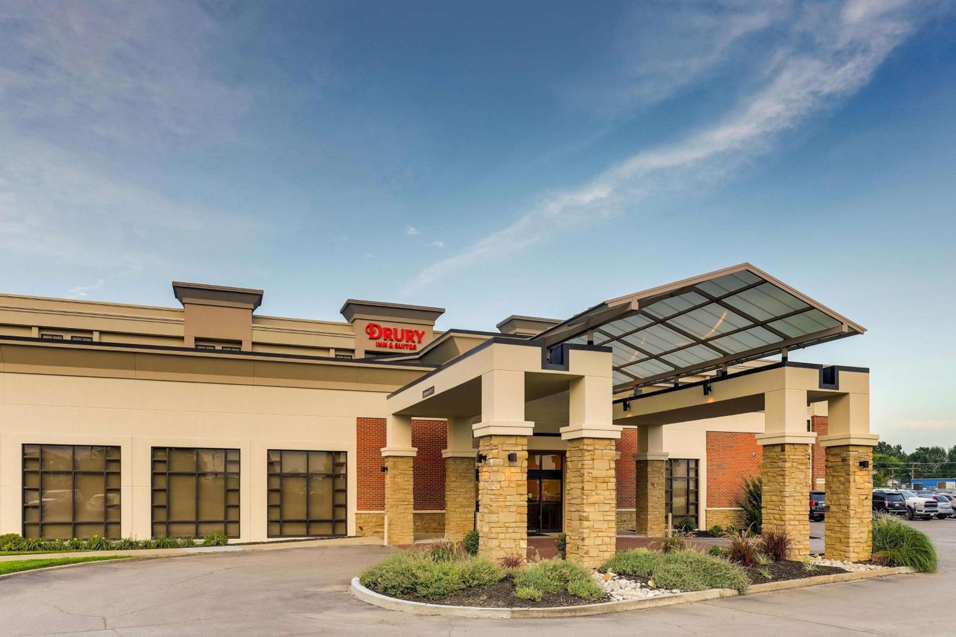Drury Inn & Suites St Joseph — hotel in Saint Joseph