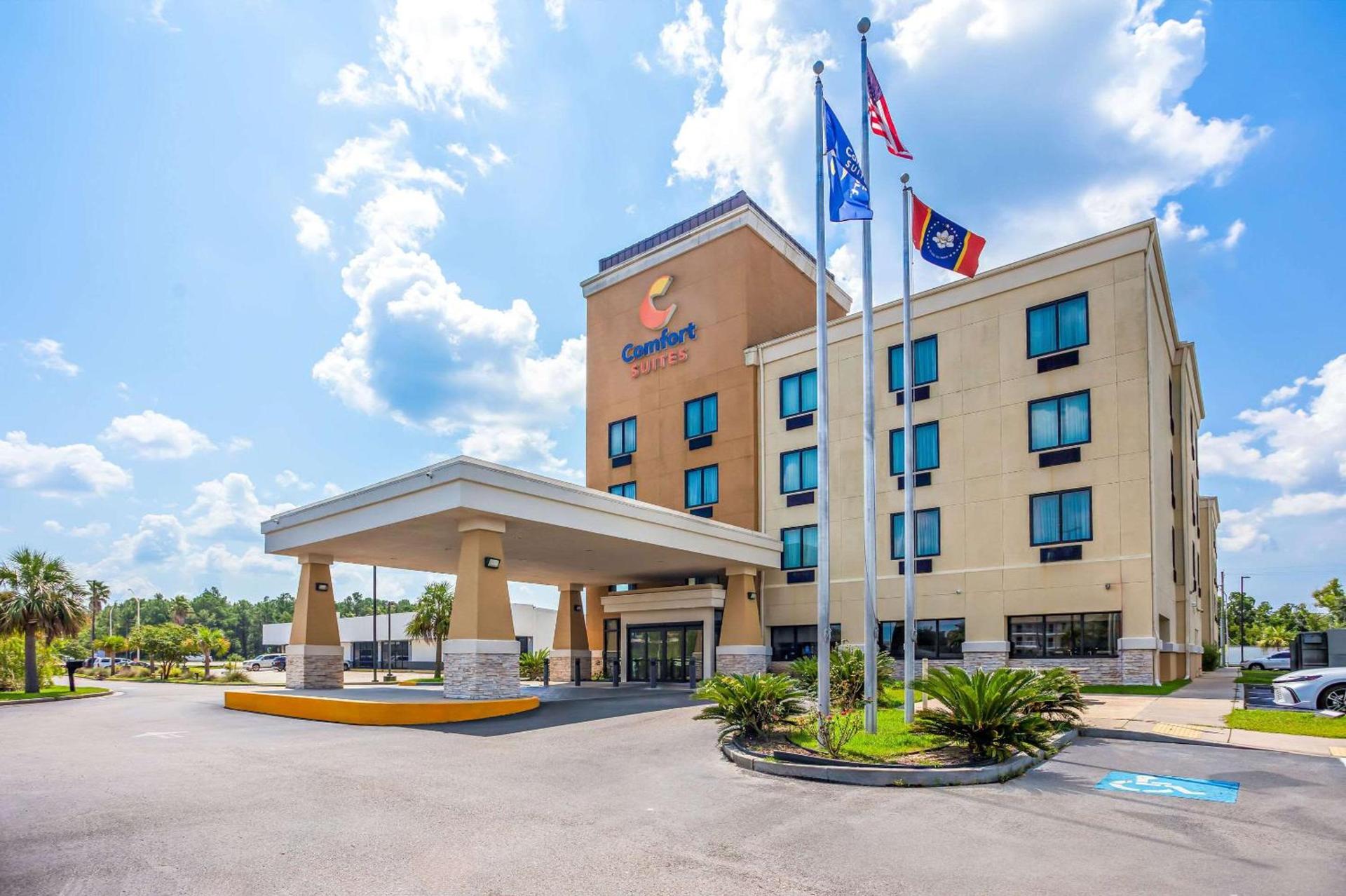 Comfort Suites Gulfport Central — hotel in Gulfport