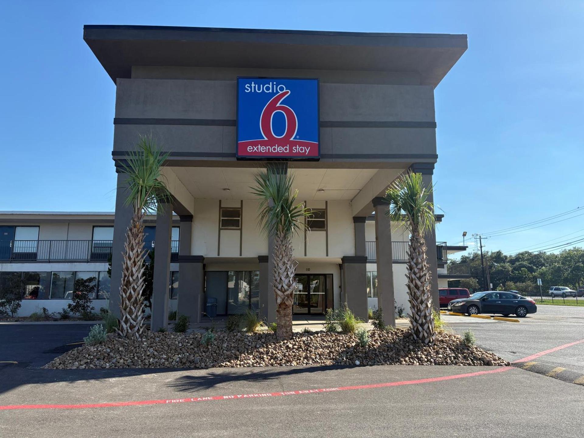 Studio 6 Alvin, TX — hotel in Alvin