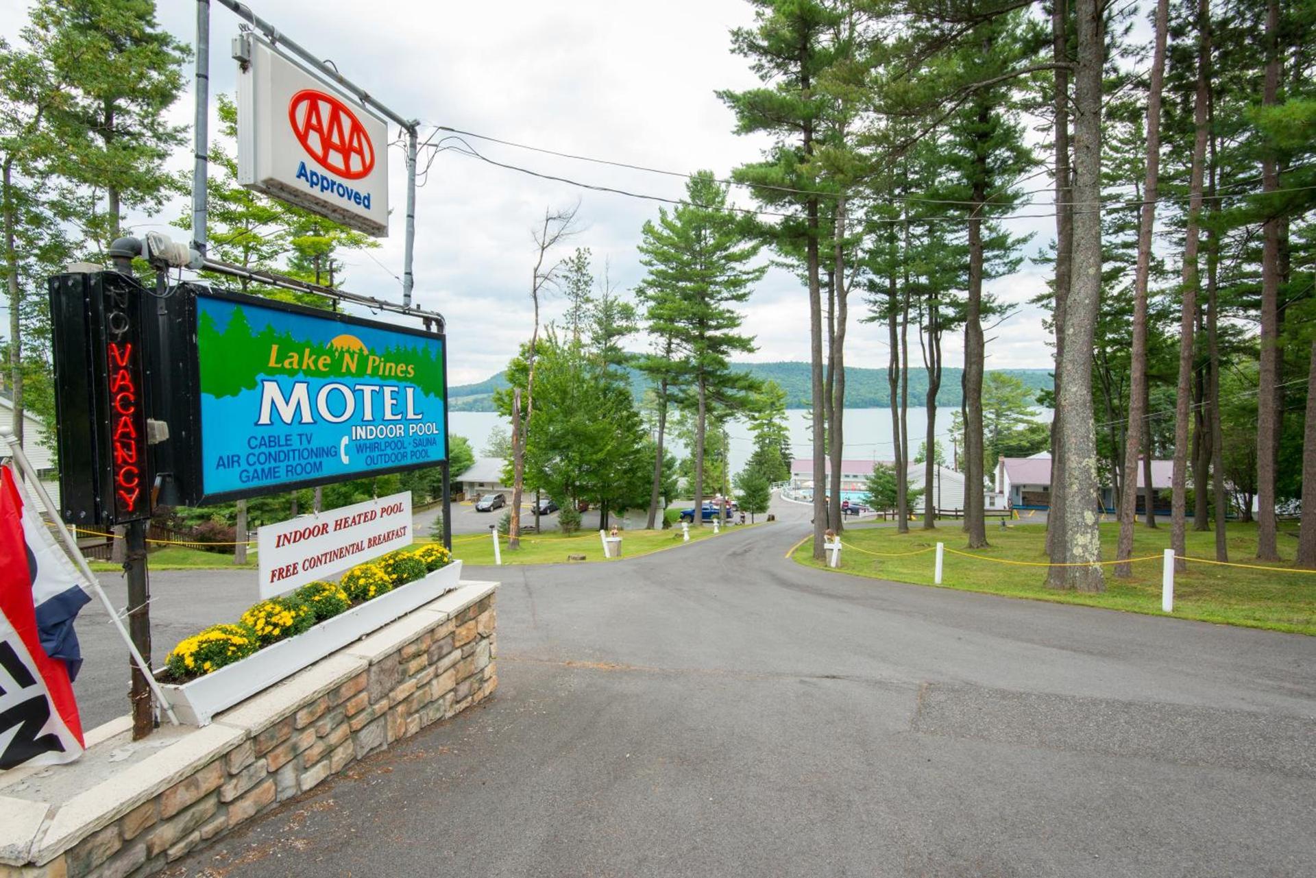 Lake 'N Pines Motel — hotel in Cooperstown