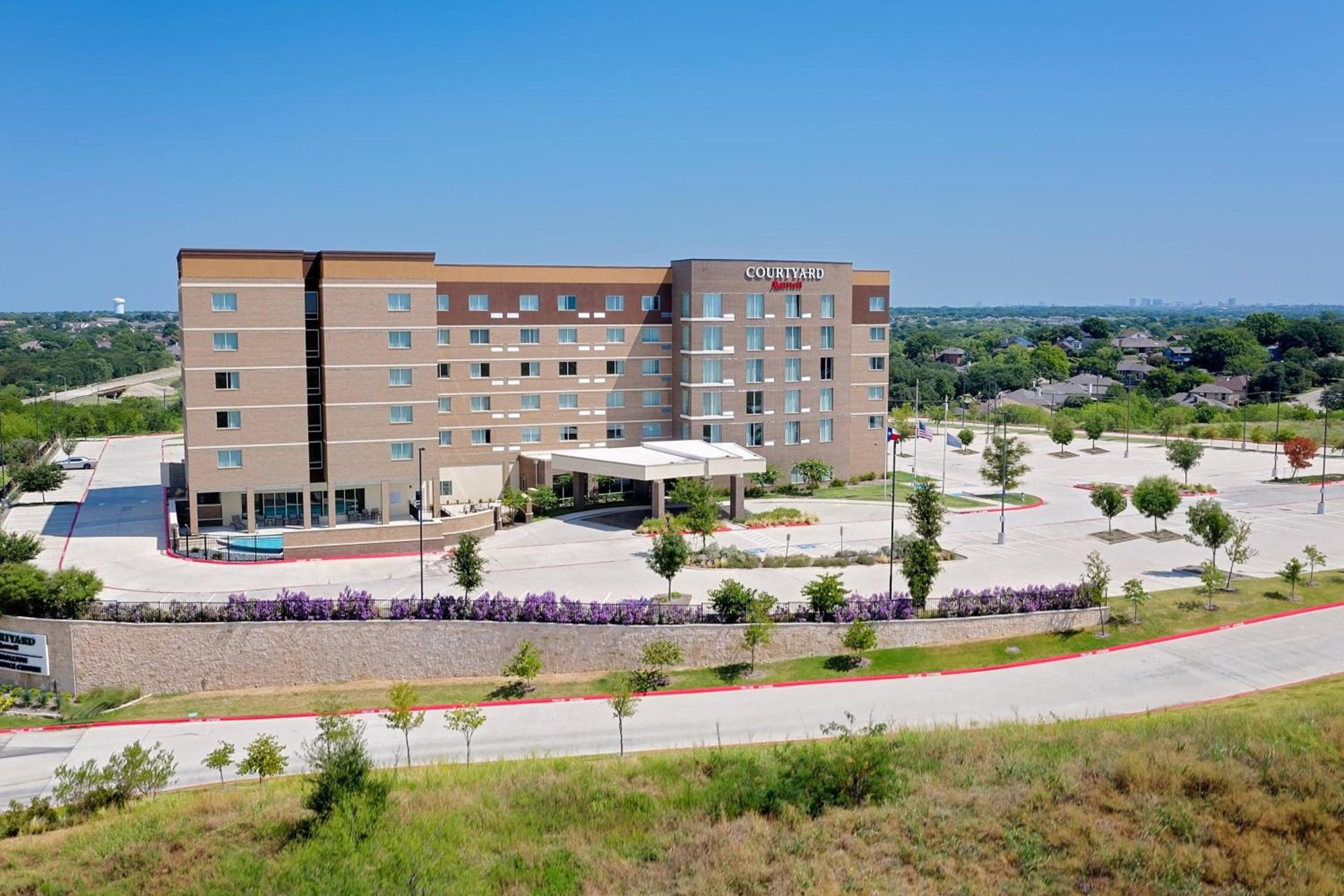 Courtyard by Marriott Dallas Carrollton and Carrollton Conference Center — hotel in Carrollton