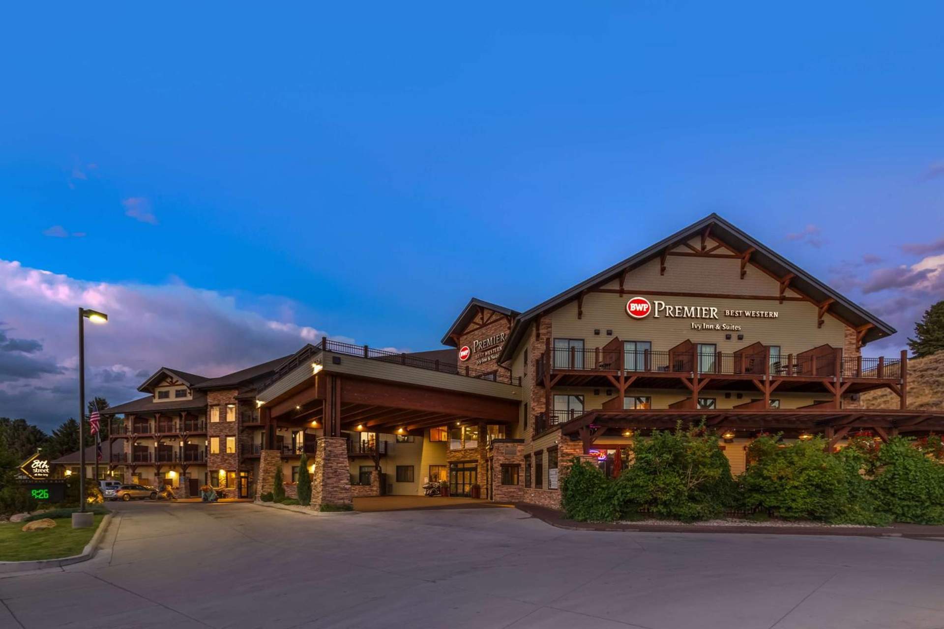 Best Western Premier Ivy Inn & Suites