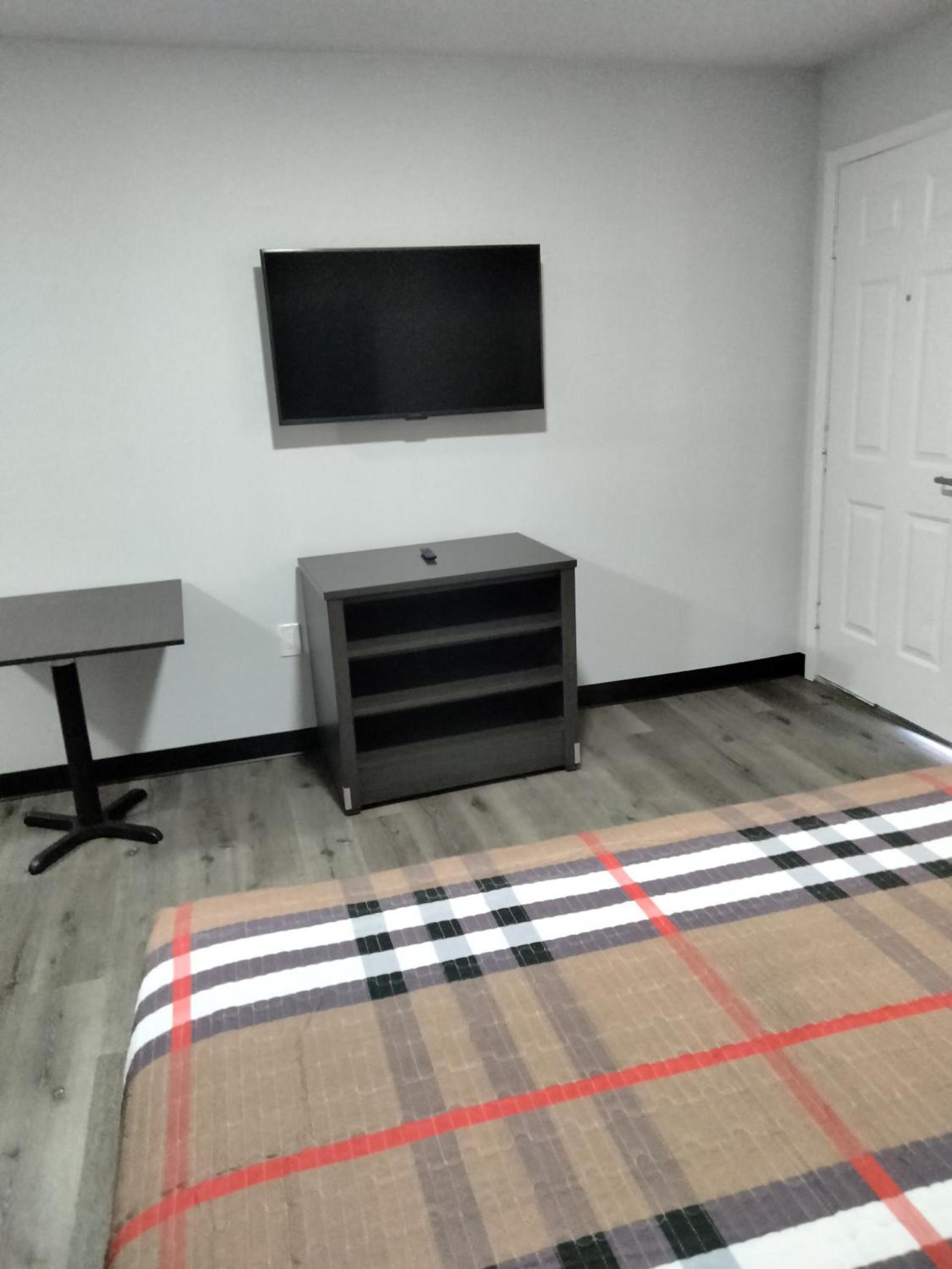 Southern Suites Forest Park — hotel in Forest Park