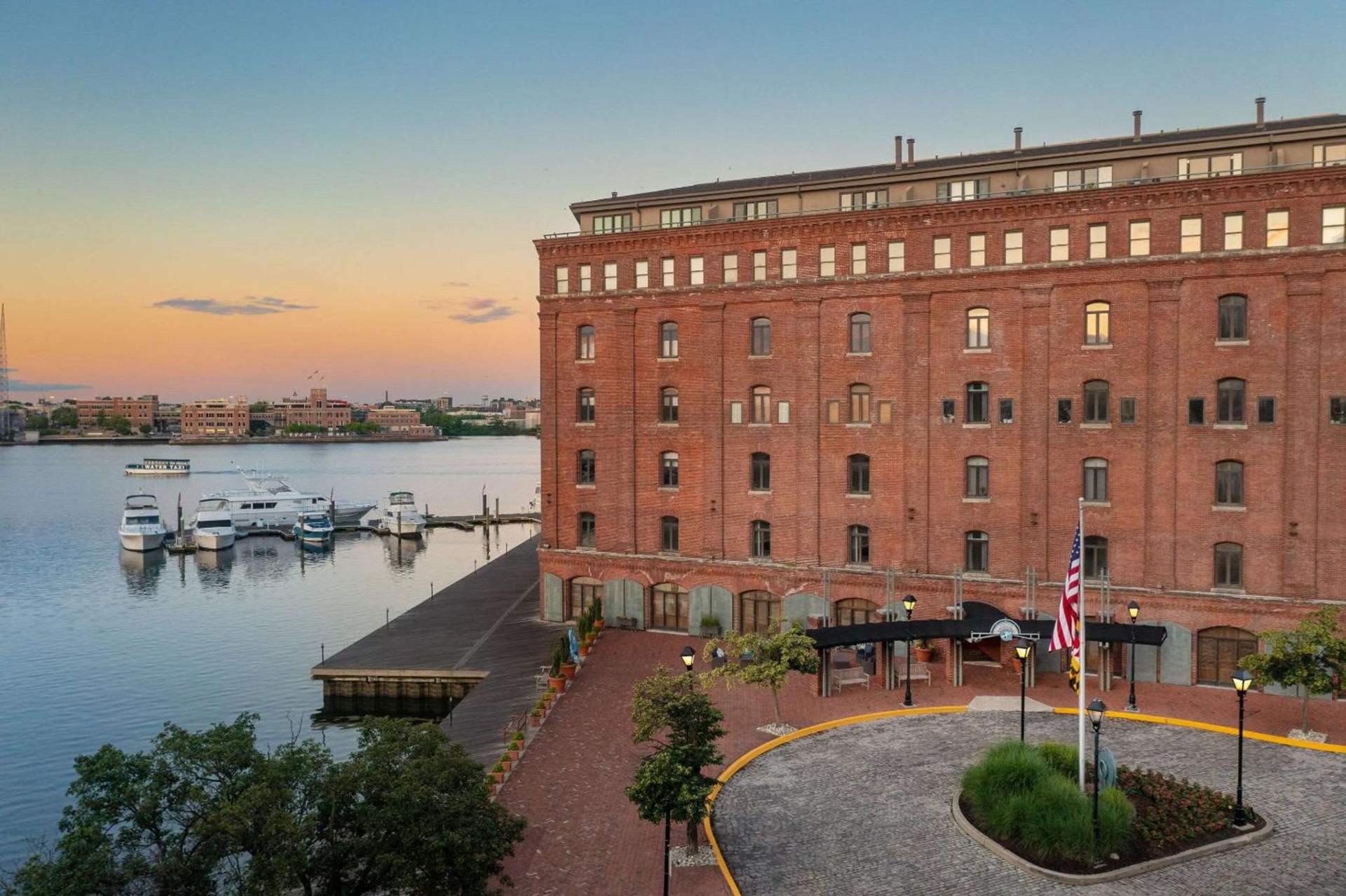 The Inn at Henderson's Wharf, an Ascend Collection Hotel