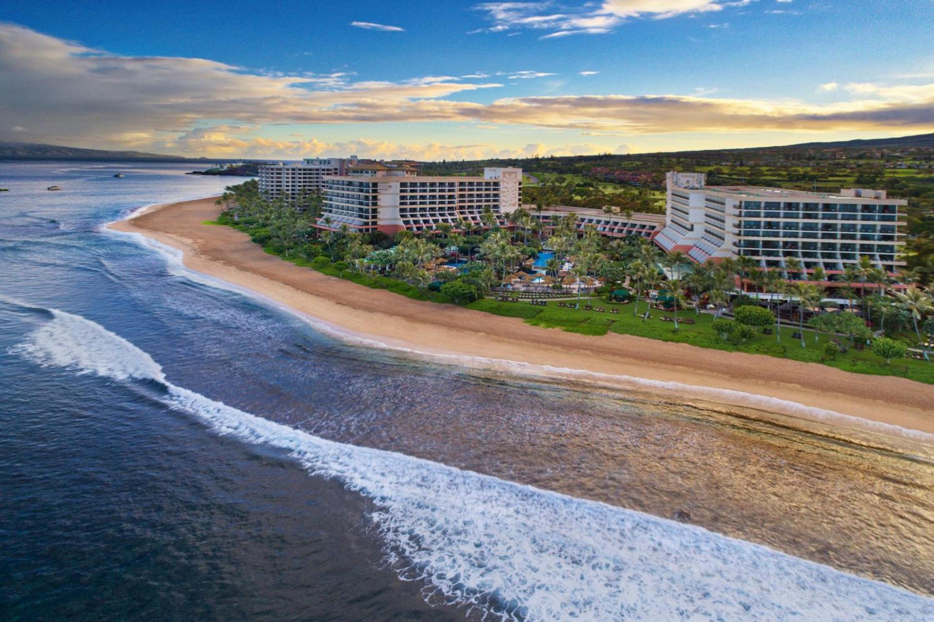 Marriott's Maui Ocean Club - Molokai, Maui & Lanai Towers — hotel in Lahaina