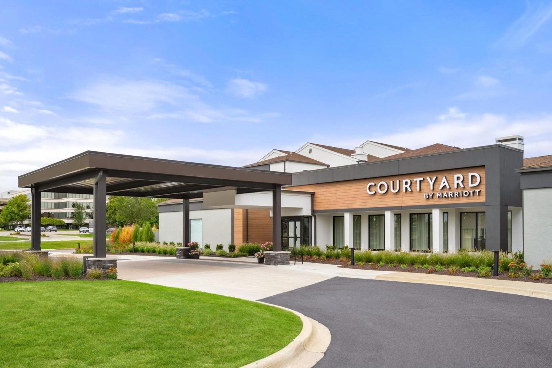 Courtyard by Marriott Detroit Livonia — hotel in Livonia