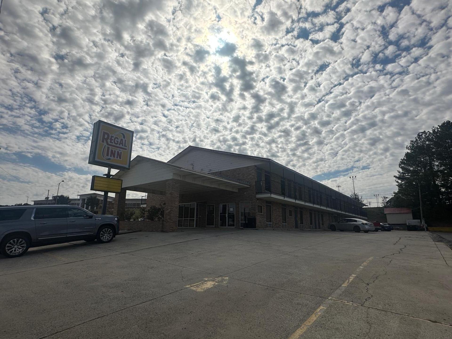 Regal Inn Guntersville Hwy 431 — hotel in Guntersville
