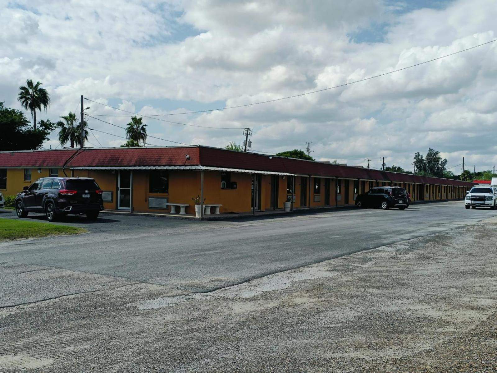 Budget Inn By OYO Edinburg Hwy 281