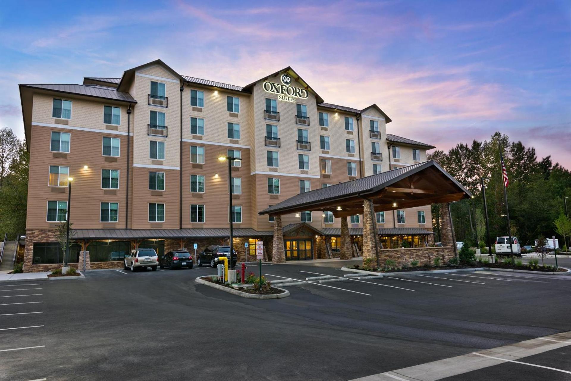 Oxford Suites Bellingham — hotel in Bellingham