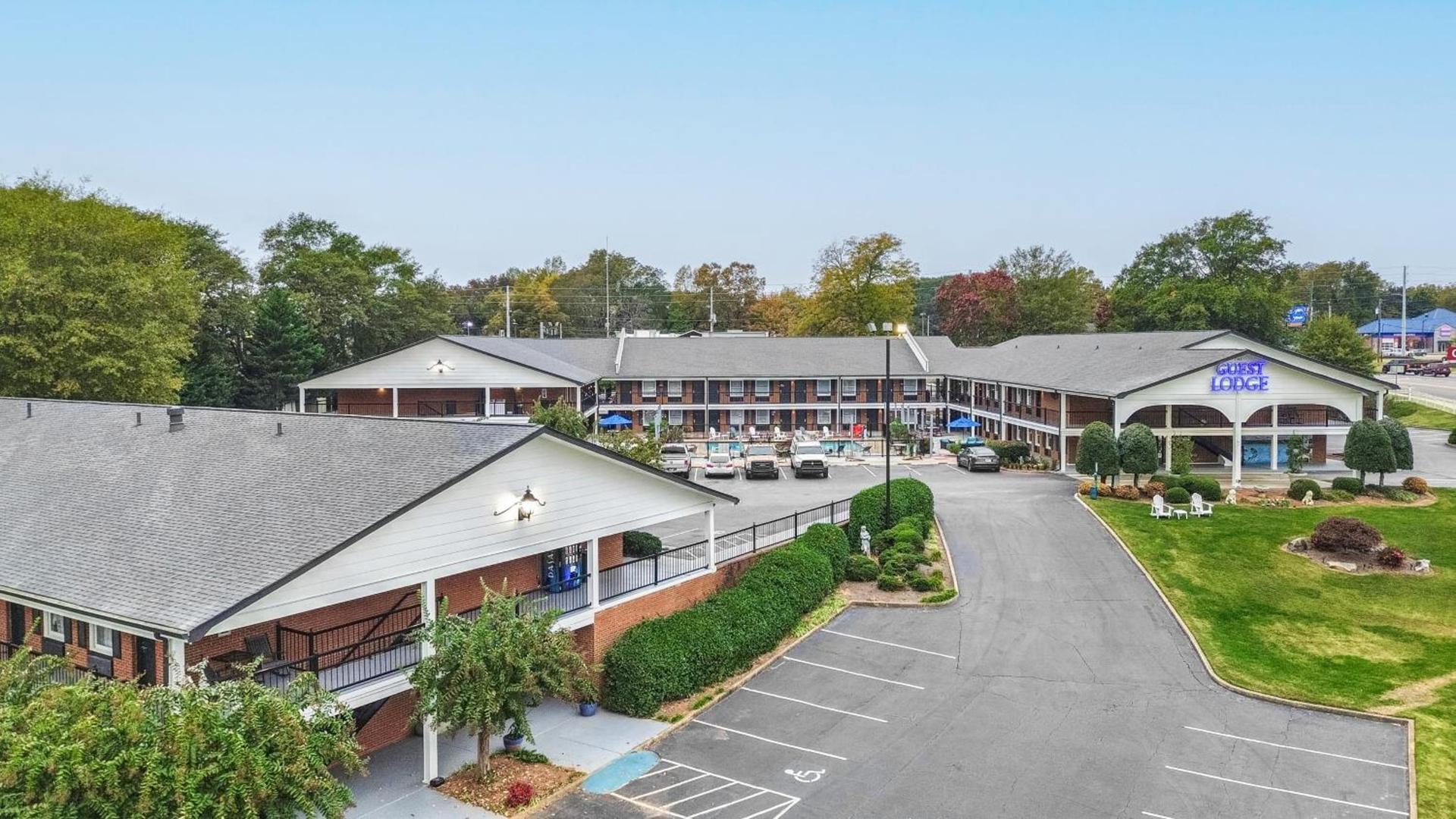 The Guest Lodge Gainesville — hotel in Gainesville