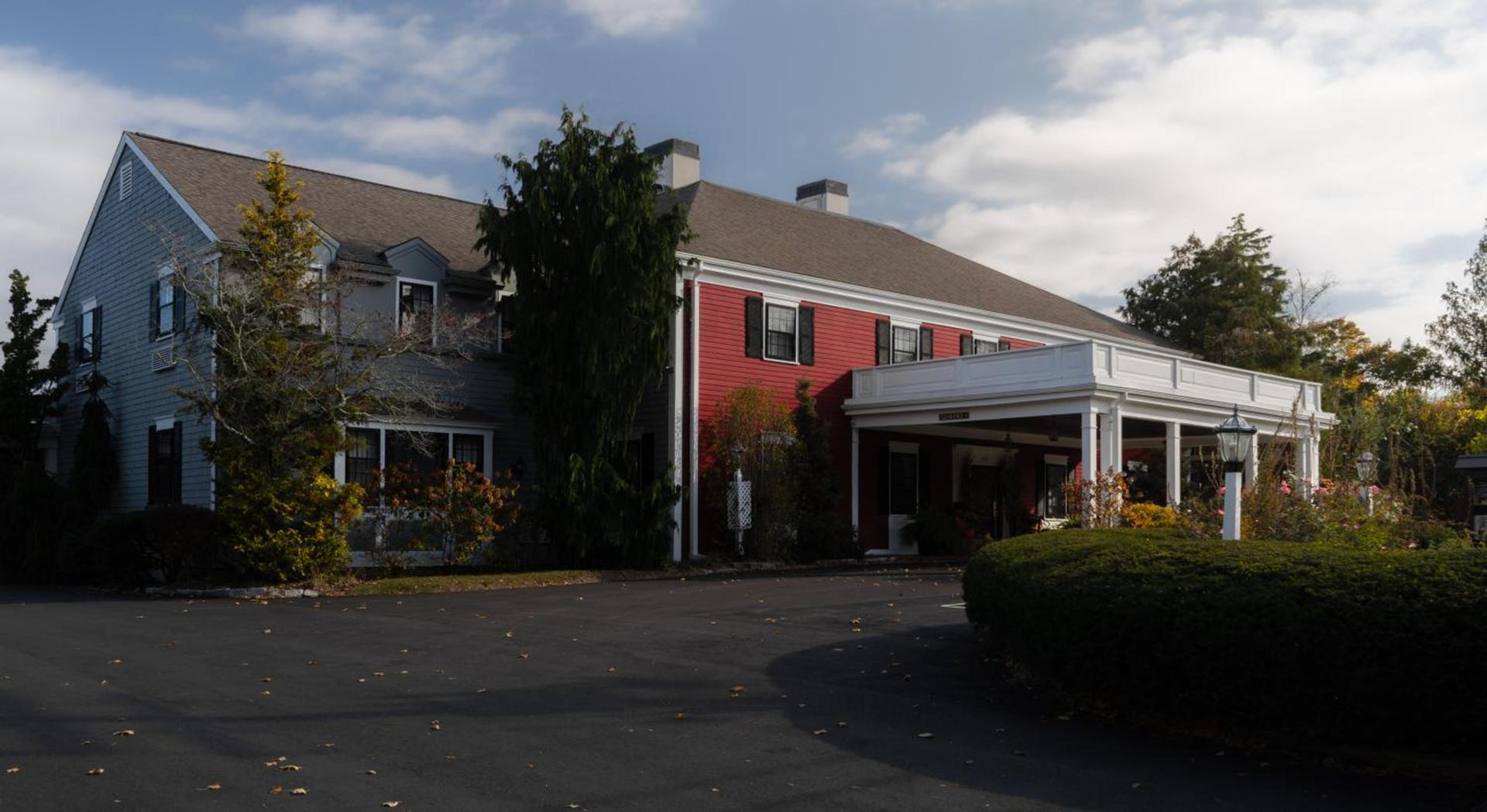 Dan'l Webster Inn and Spa — hotel in Sandwich