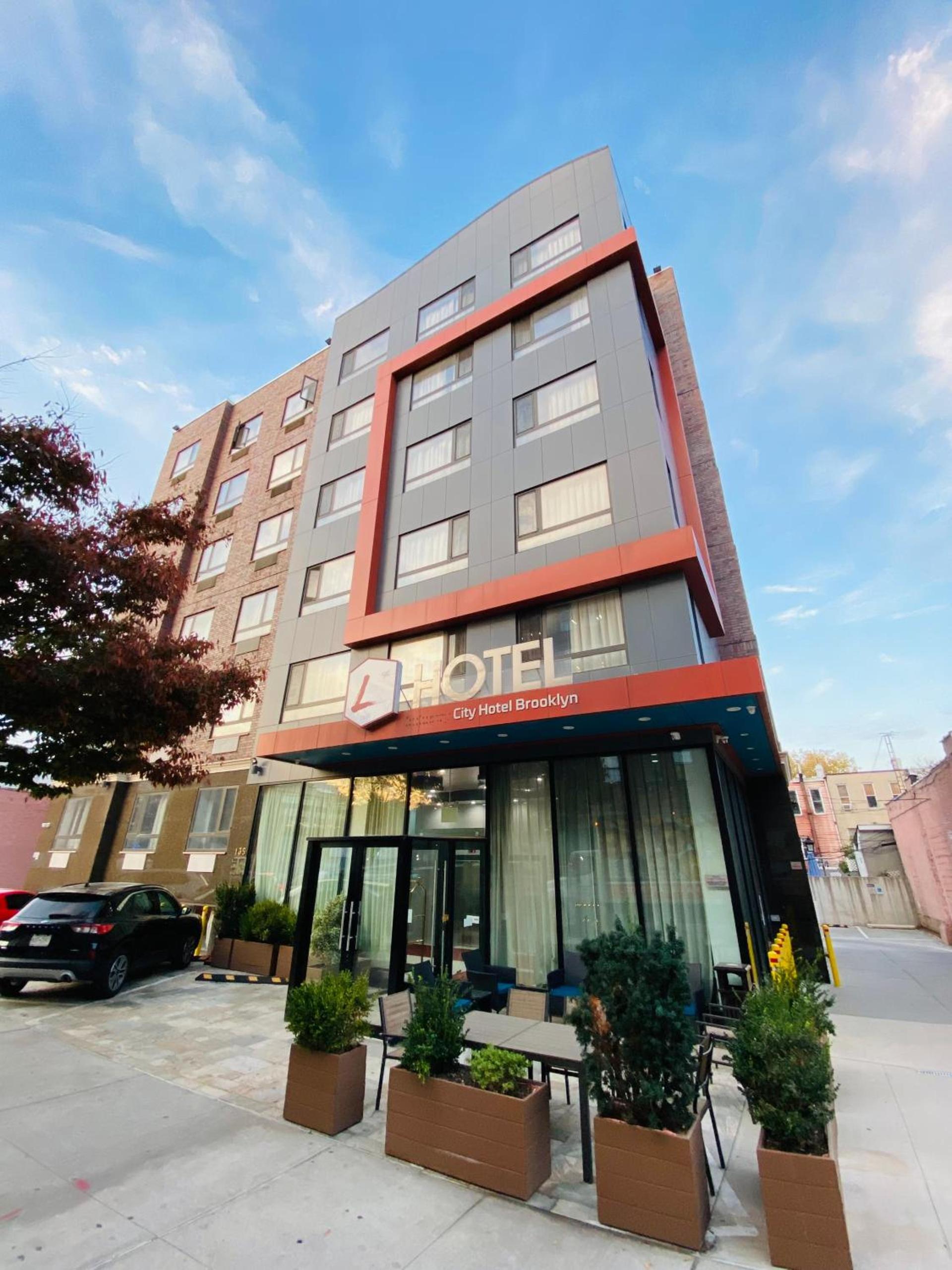 The L Hotel — hotel in Brooklyn