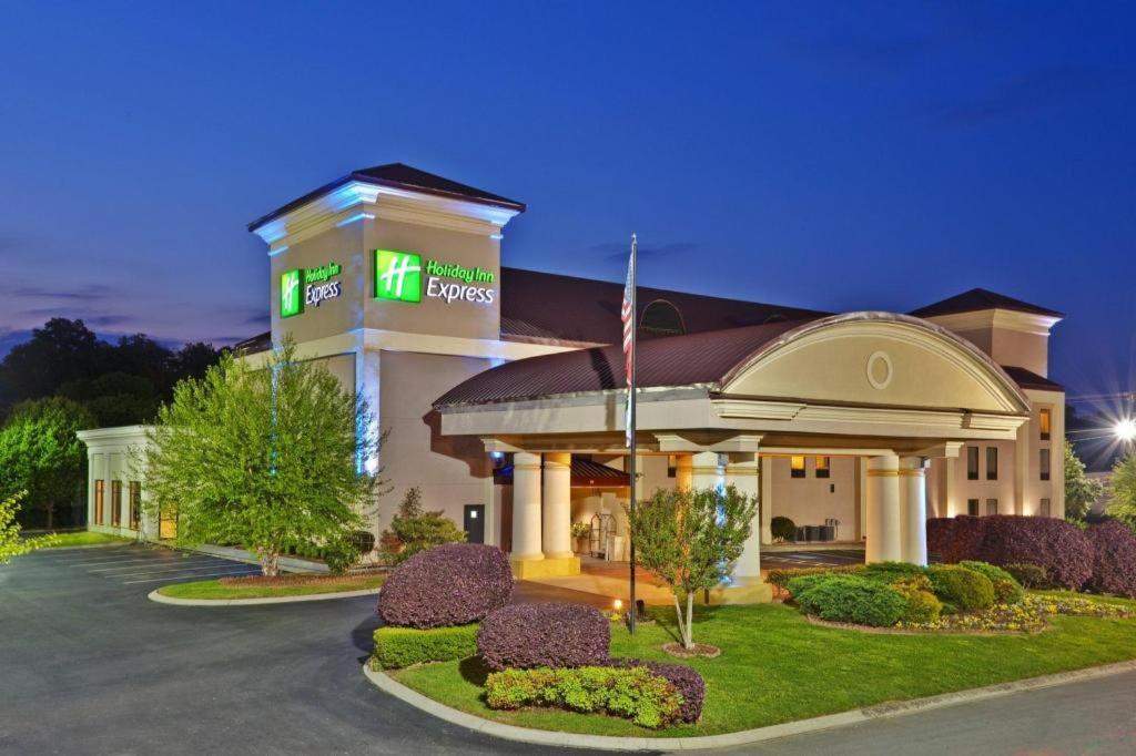 HOLIDAY INN EXPRESS RINGGOLD (CHATTANOOGA AREA)