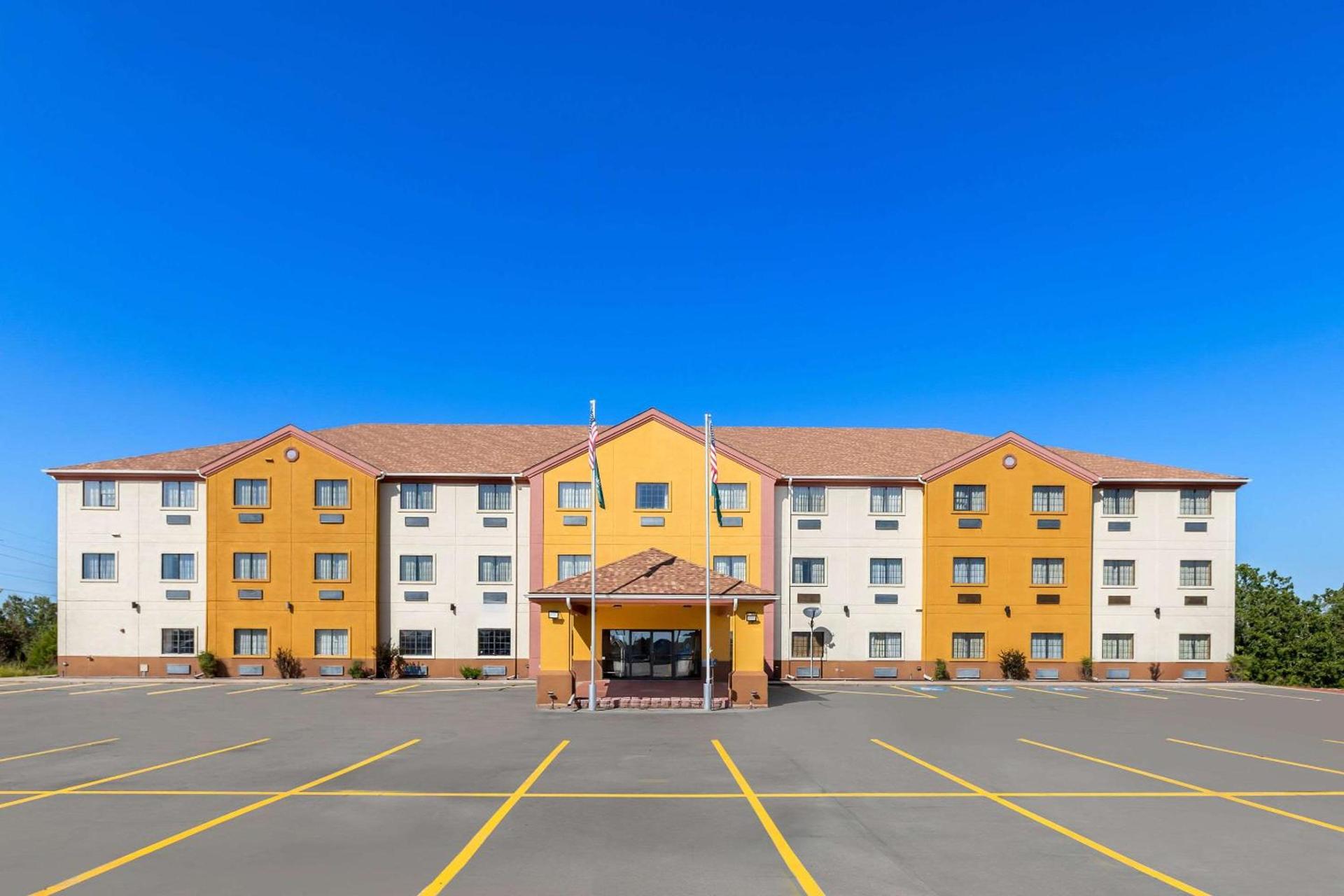 Quality Inn & Suites McAlester on Hwy 69 — hotel in McAlester