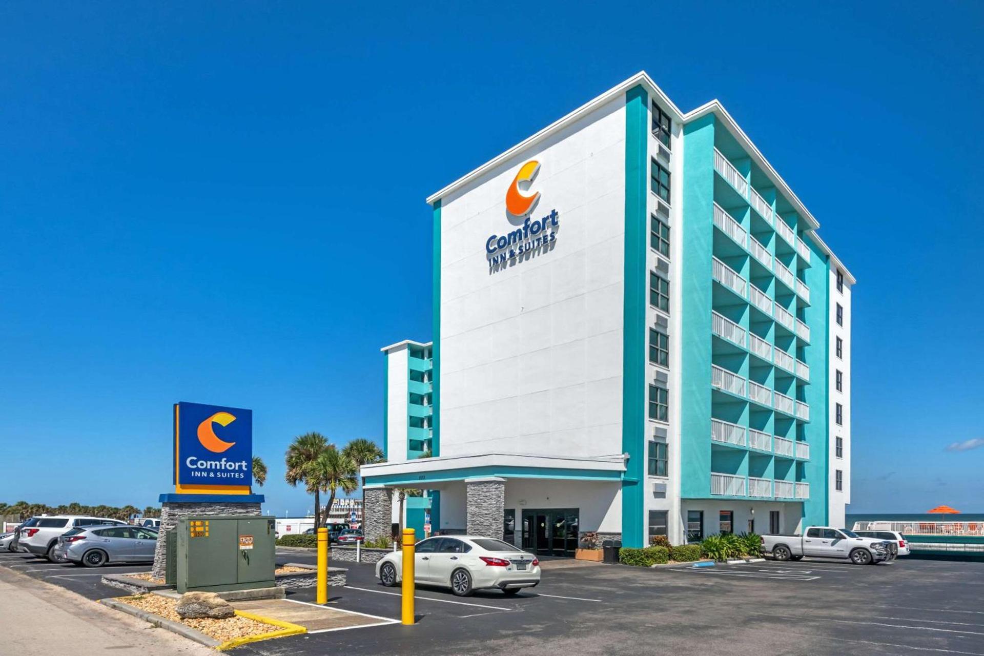Comfort Inn & Suites Daytona Beach Oceanfront — hotel in Daytona Beach