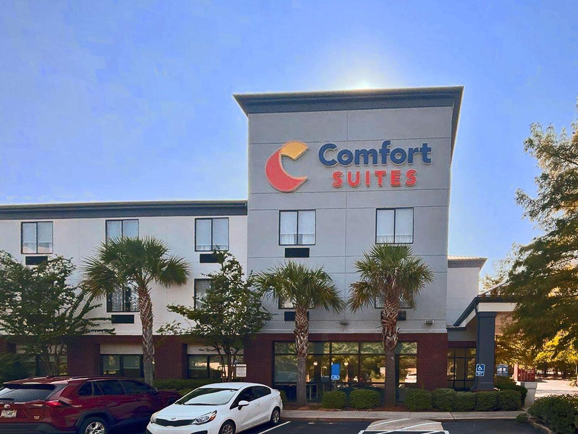 Comfort Suites Mobile-South Alabama University Area — hotel in Mobile
