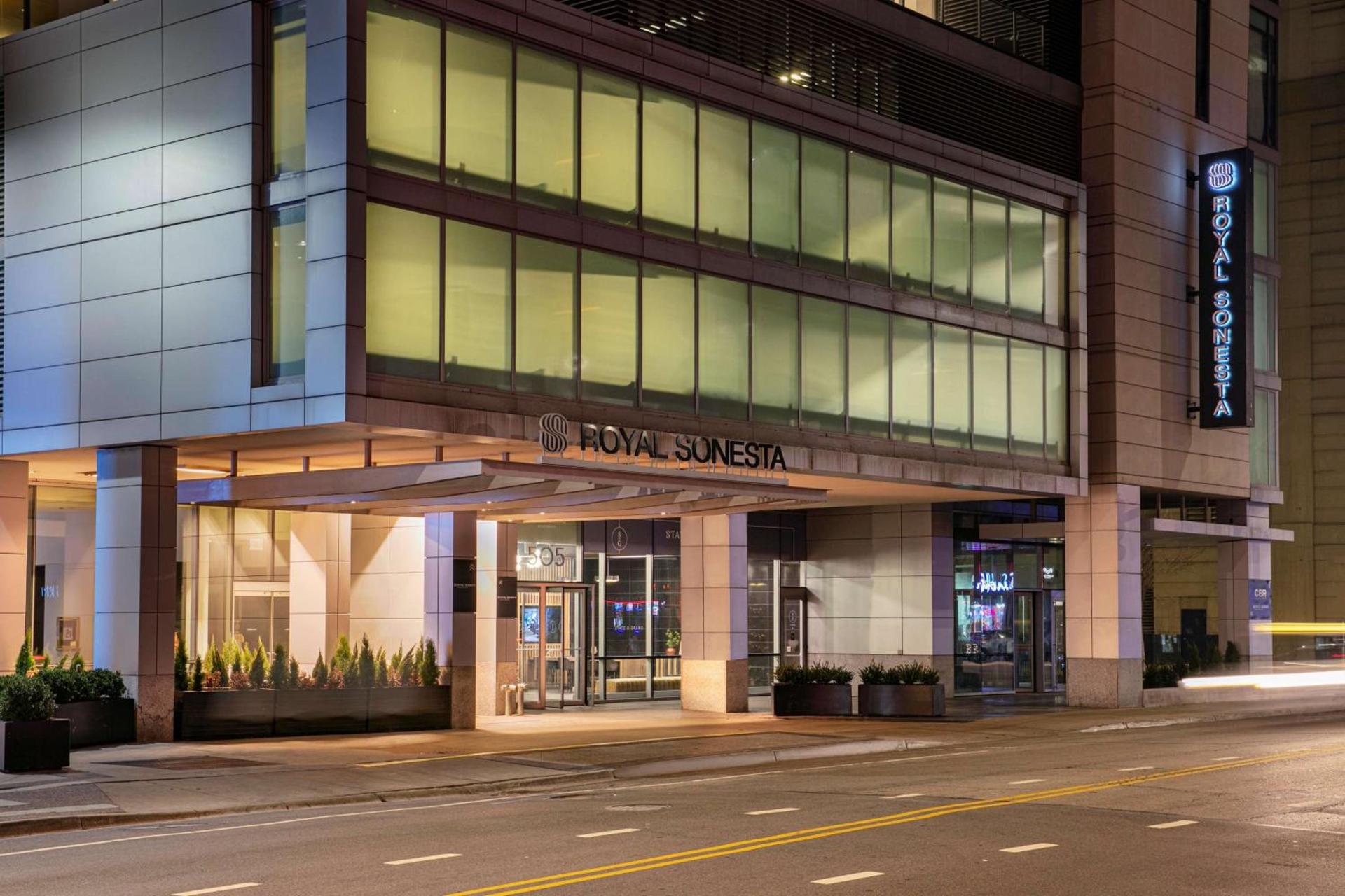 The Royal Sonesta Chicago River North — hotel in Chicago