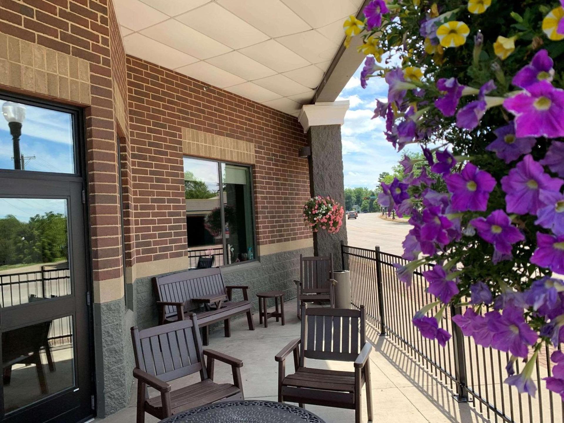 Radisson Hotel River Falls — hotel in River Falls