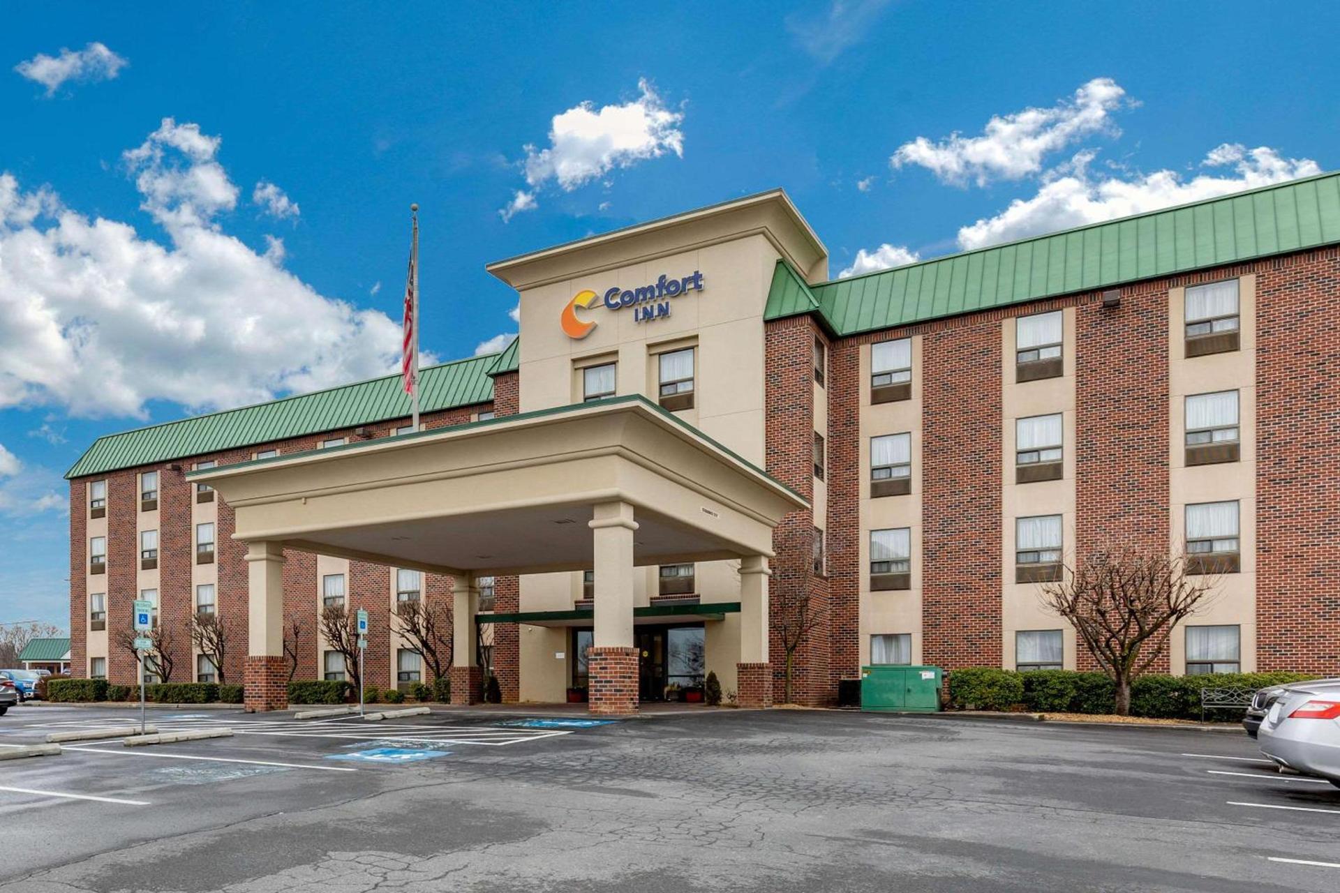 Comfort Inn Aikens Center — hotel in Martinsburg