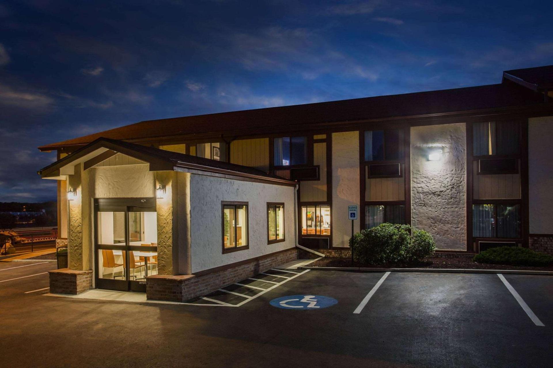 Super 8 by Wyndham Flagstaff — hotel in Flagstaff