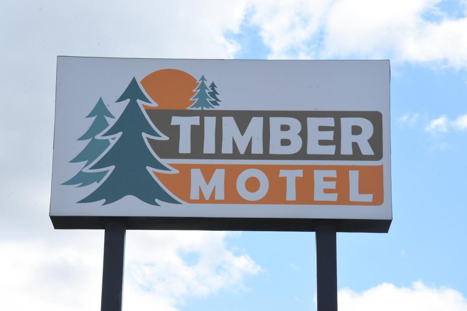 Timber Motel — hotel in Clinton