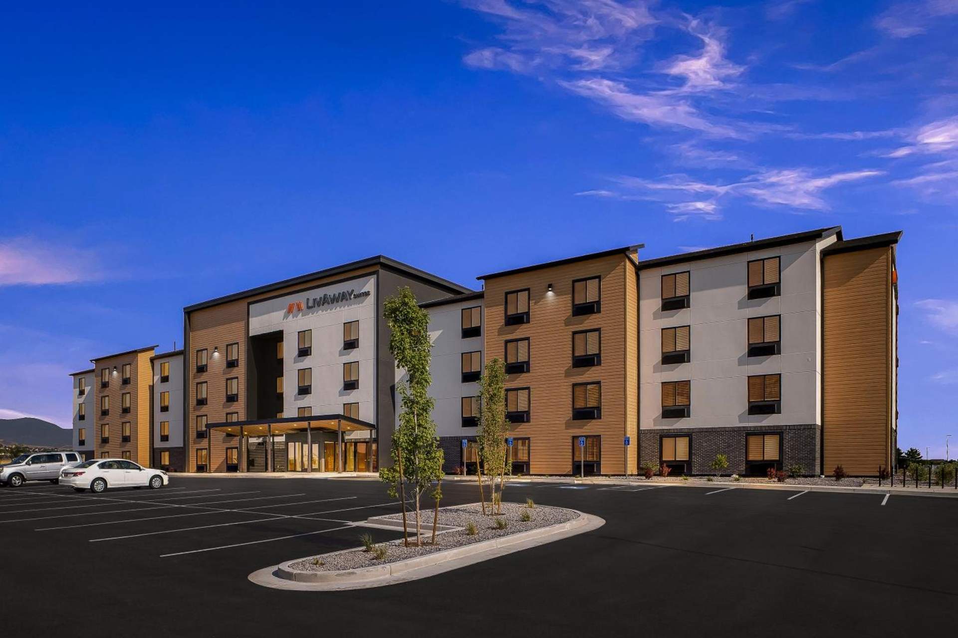 LivAway Suites Orem-Vineyard