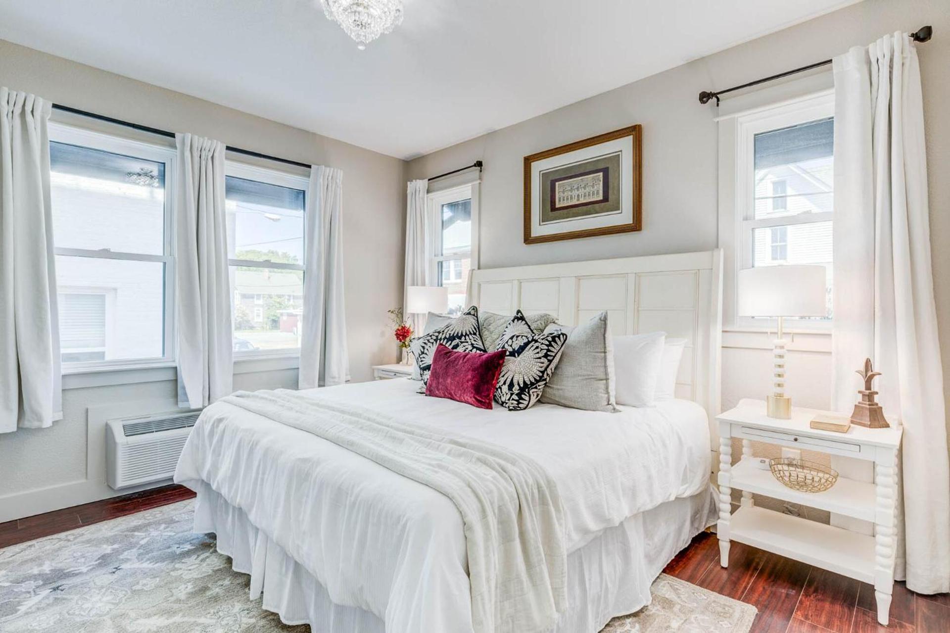 The Pearl Hotel — hotel in Manteo