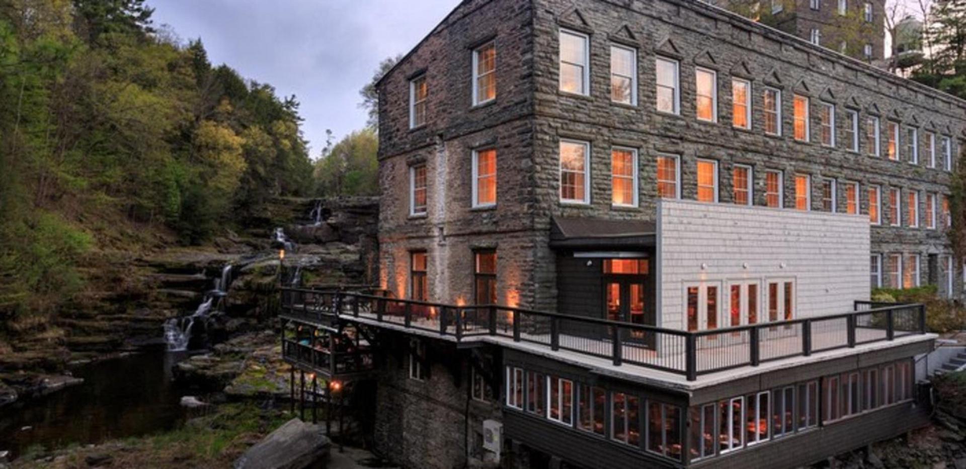 Ledges Hotel — hotel in Hawley