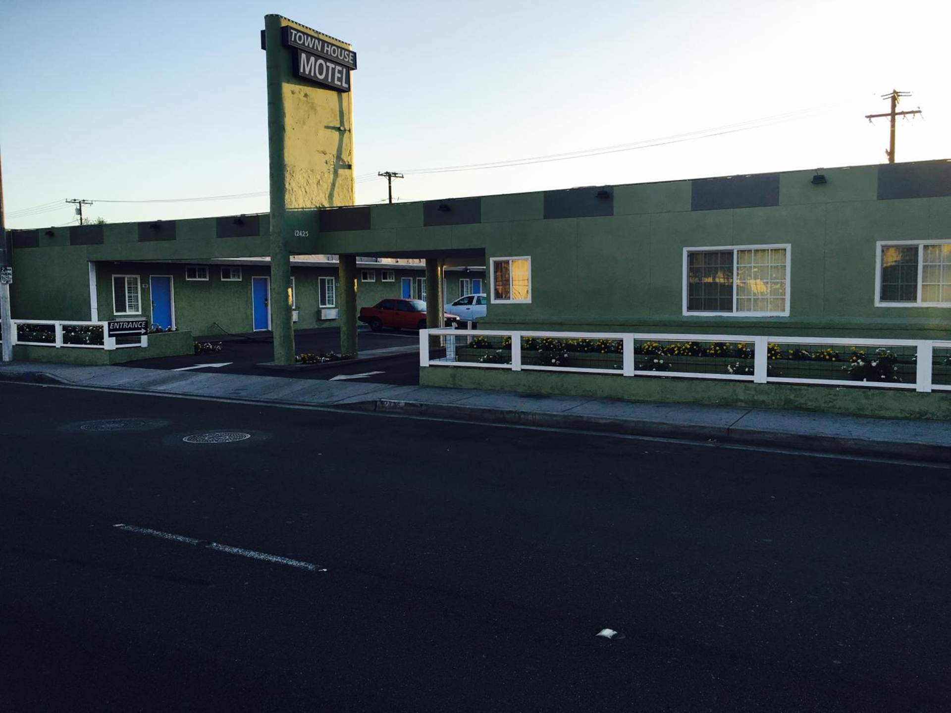 Town House Motel