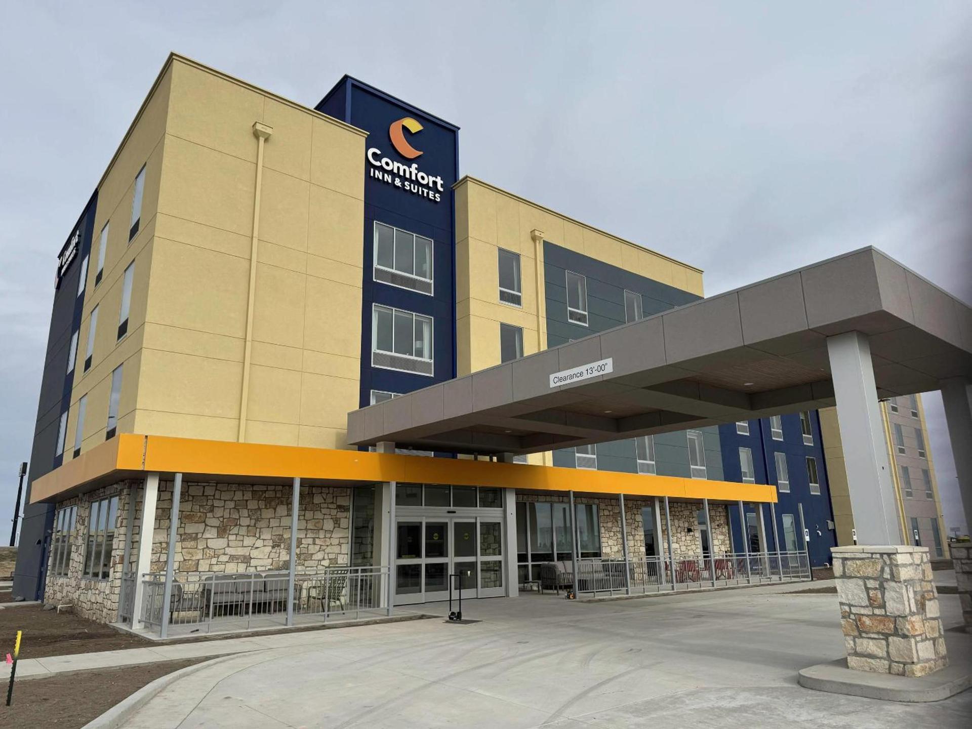 Comfort Inn & Suites Colby — hotel in Colby