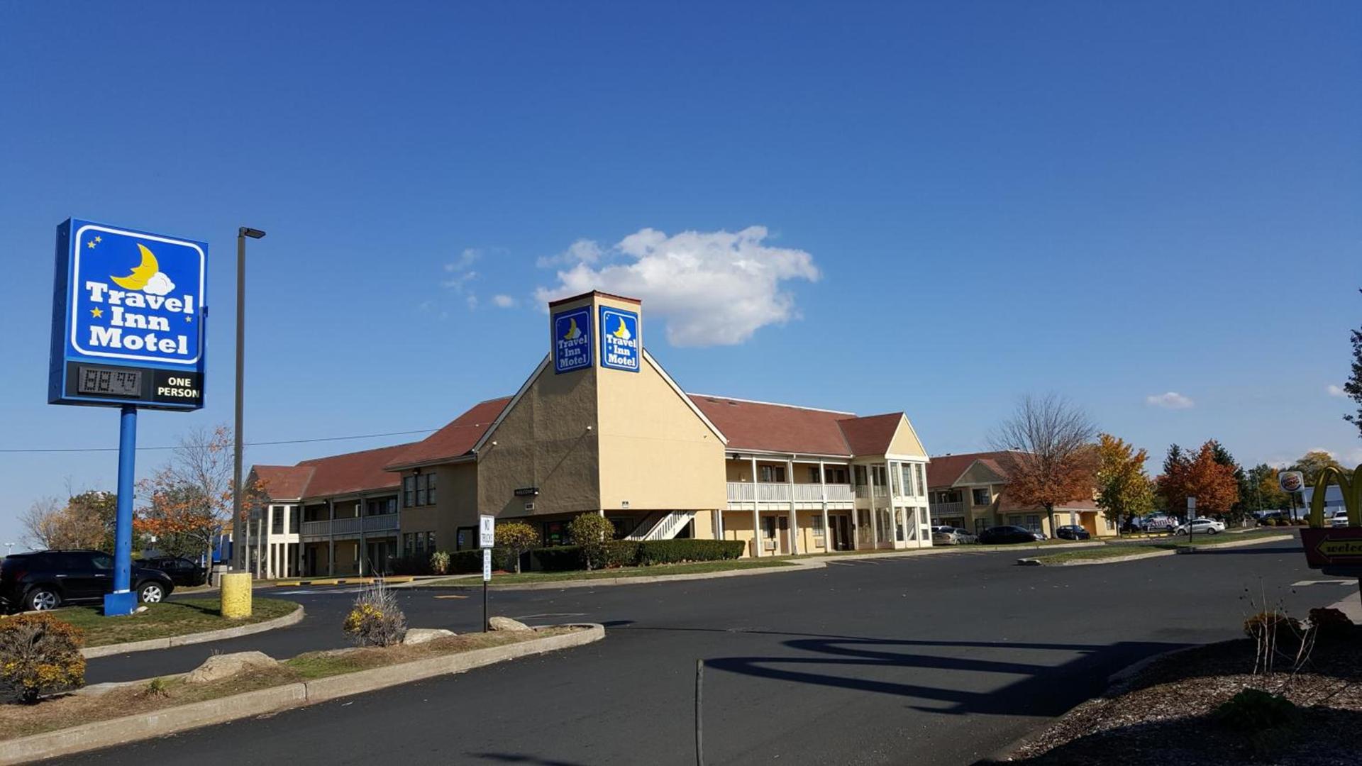 Travel Inn Motel — hotel in Hartford