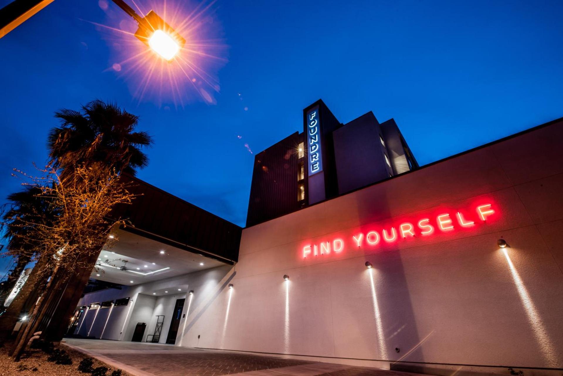 Found Re Phoenix — hotel in Phoenix
