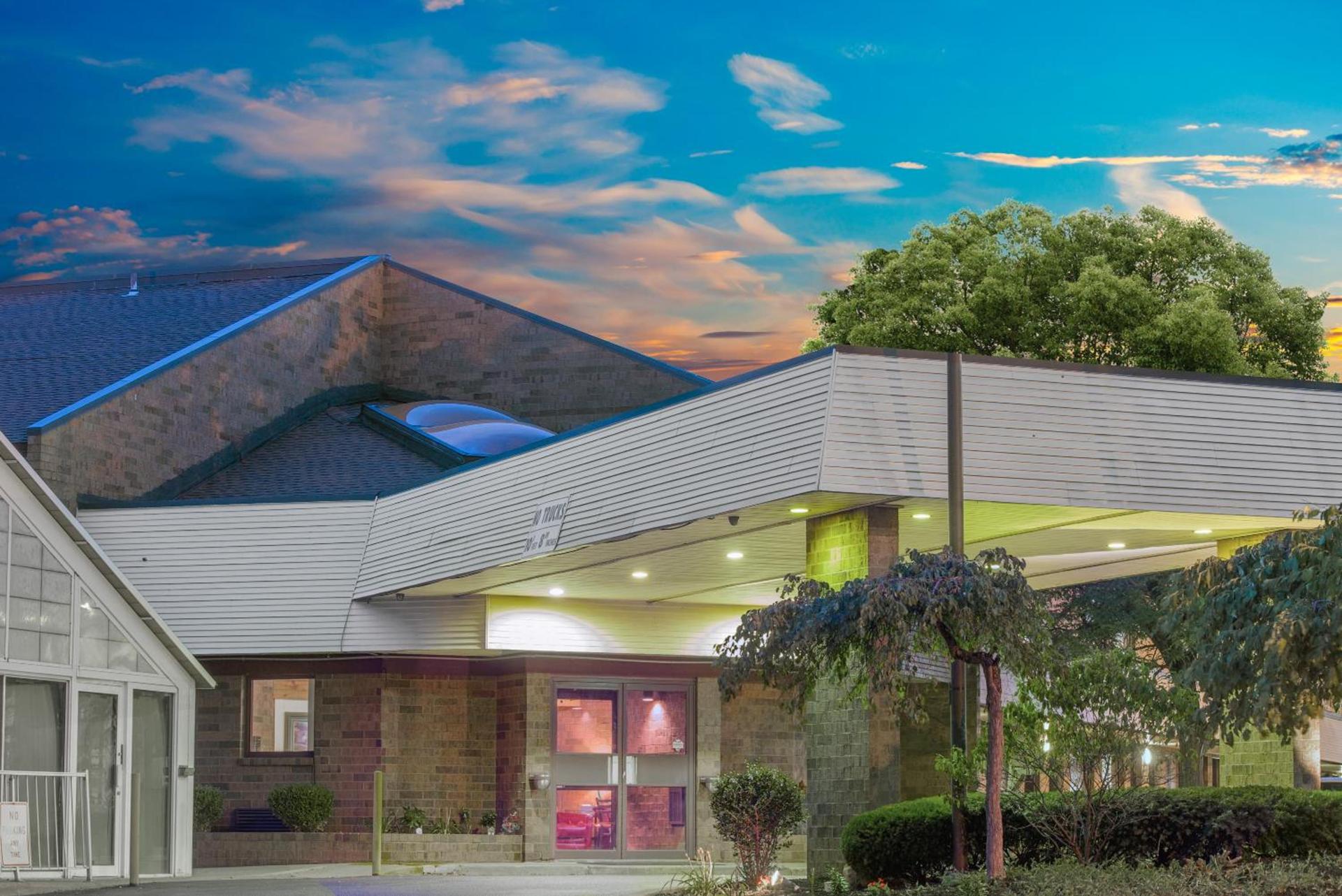 Skylight Inn Willoughby - Cleveland Mentor — hotel in Willoughby