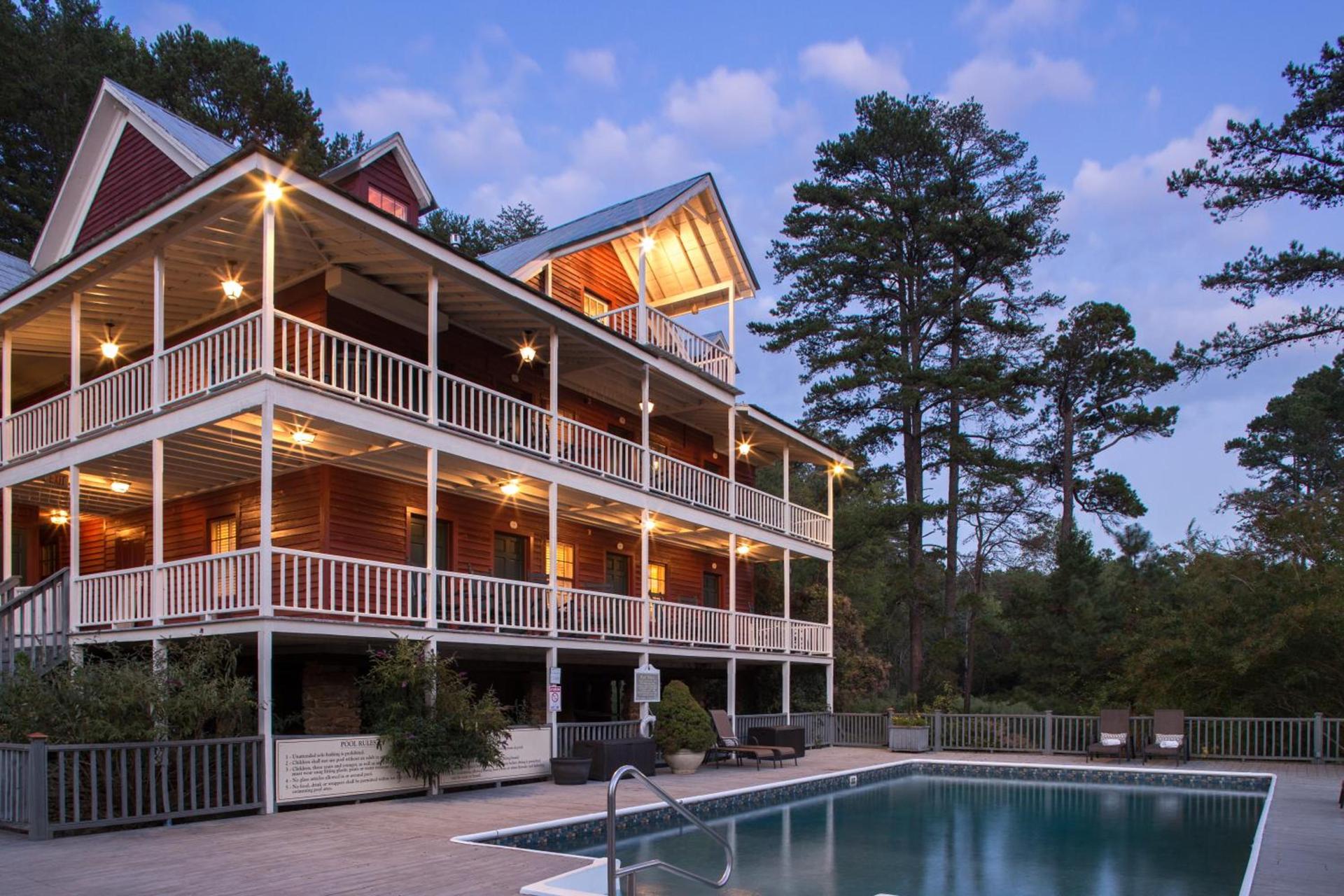 Glen-Ella Springs Hotel & Restaurant — hotel in Clarkesville