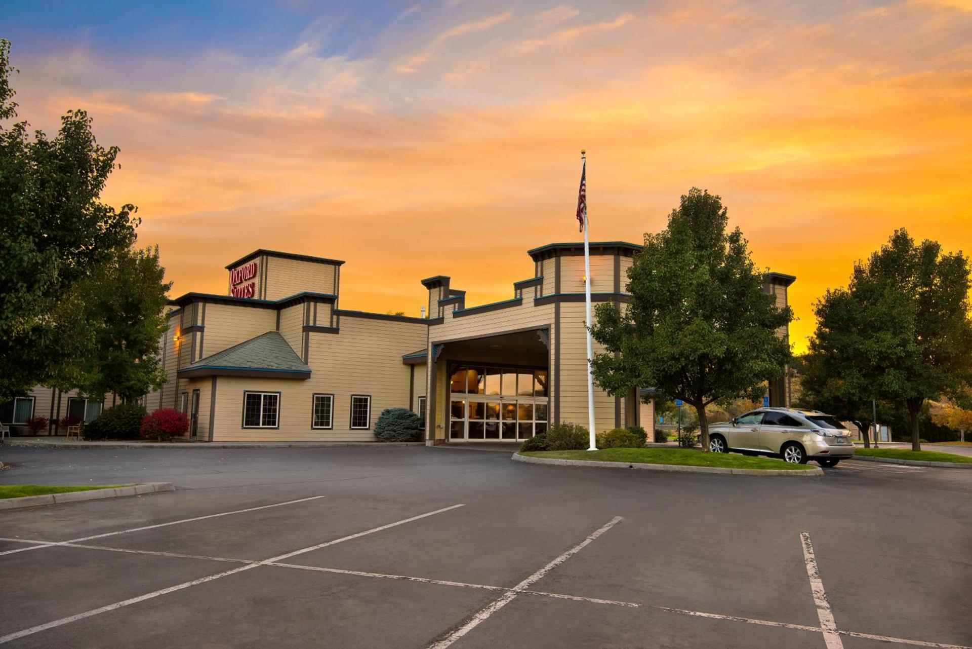 Oxford Suites Pendleton — hotel in Pendleton