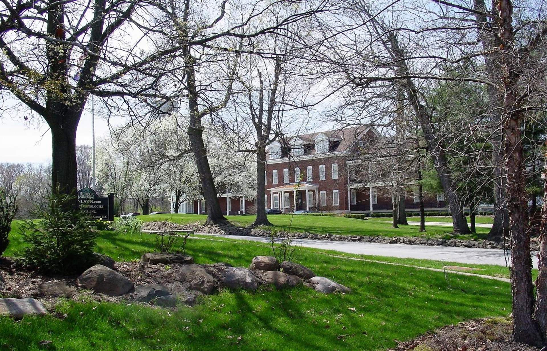 Fort Harrison State Park Inn